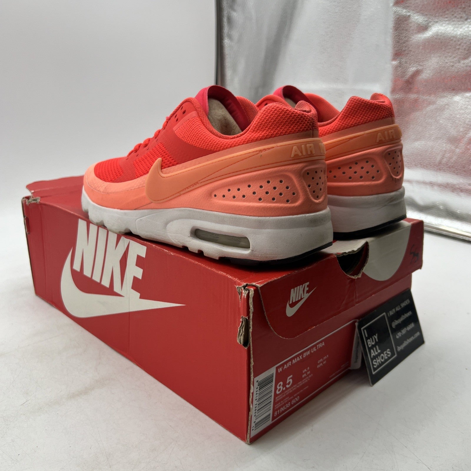 Size 8.5 - Nike Air Max Ultra BW Bright Crimson Atomic Pink W (819638-600)