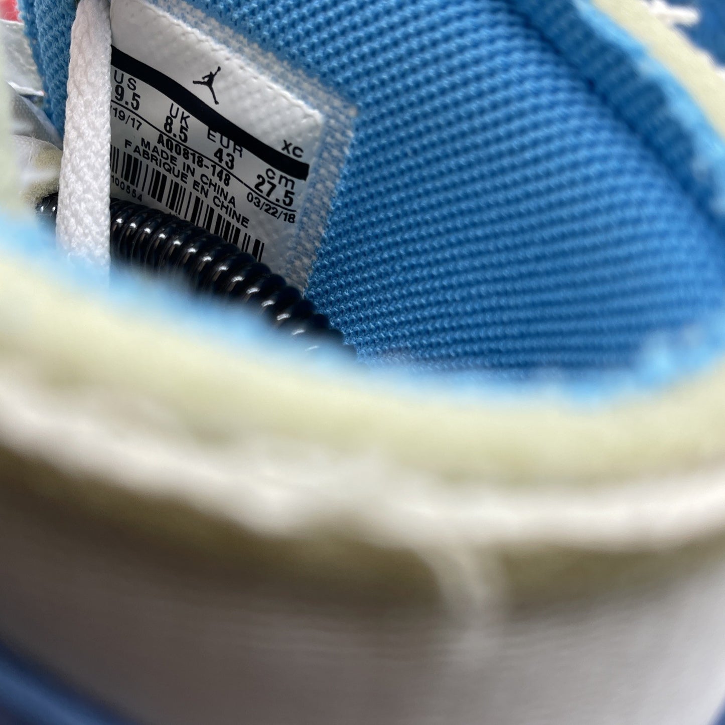 Size 9.5 - Air Jordan 1 Retro OG x Off-White High UNC (AQ0818-148)