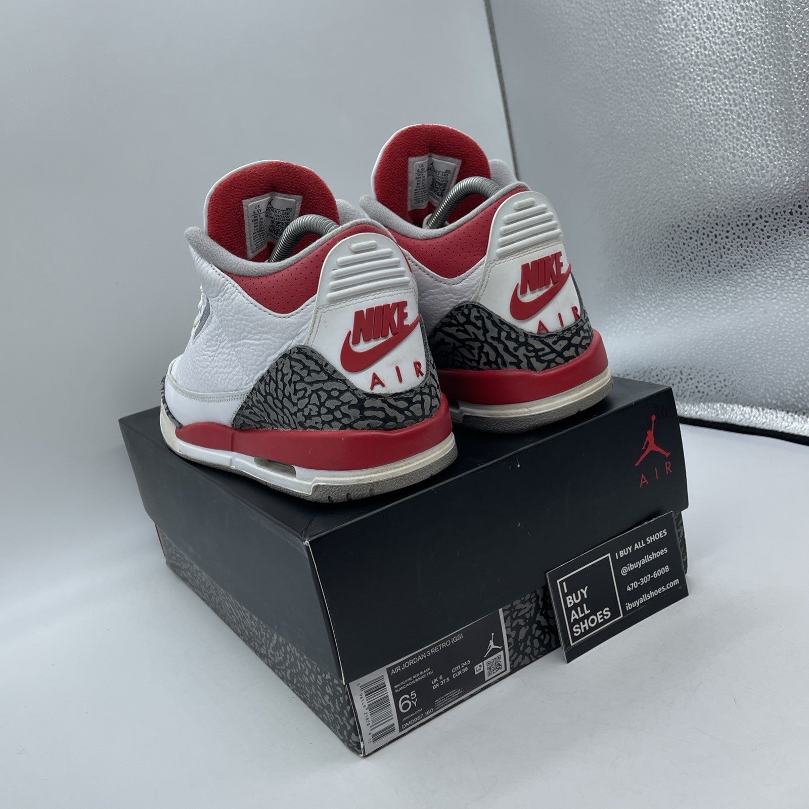 Size 6.5Y  (GS) - Jordan 3 Retro 2022 Mid Fire Red Grey White (DM0967-160)