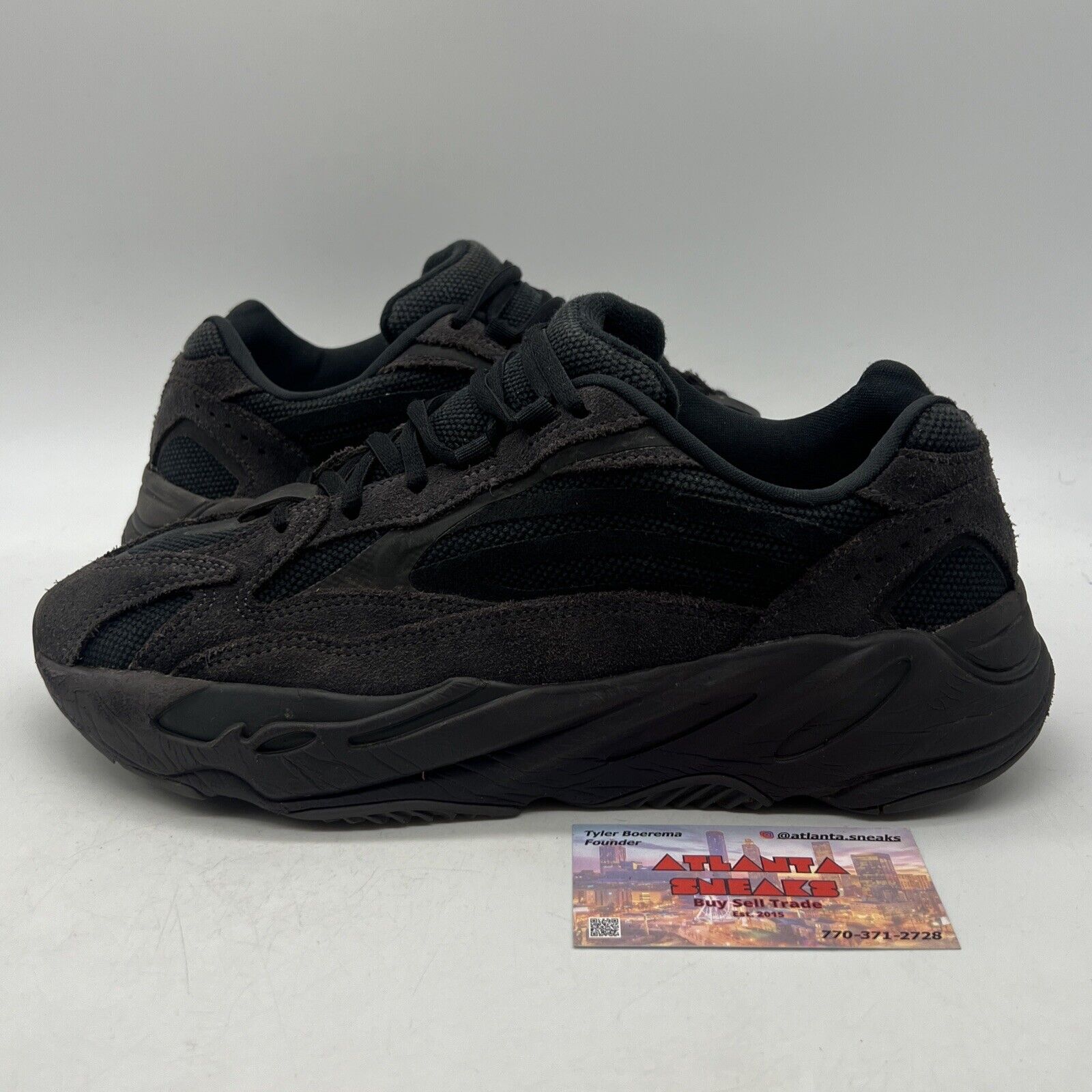 Size 9 - adidas Yeezy Boost 700 V2 Vanta (FU7784)