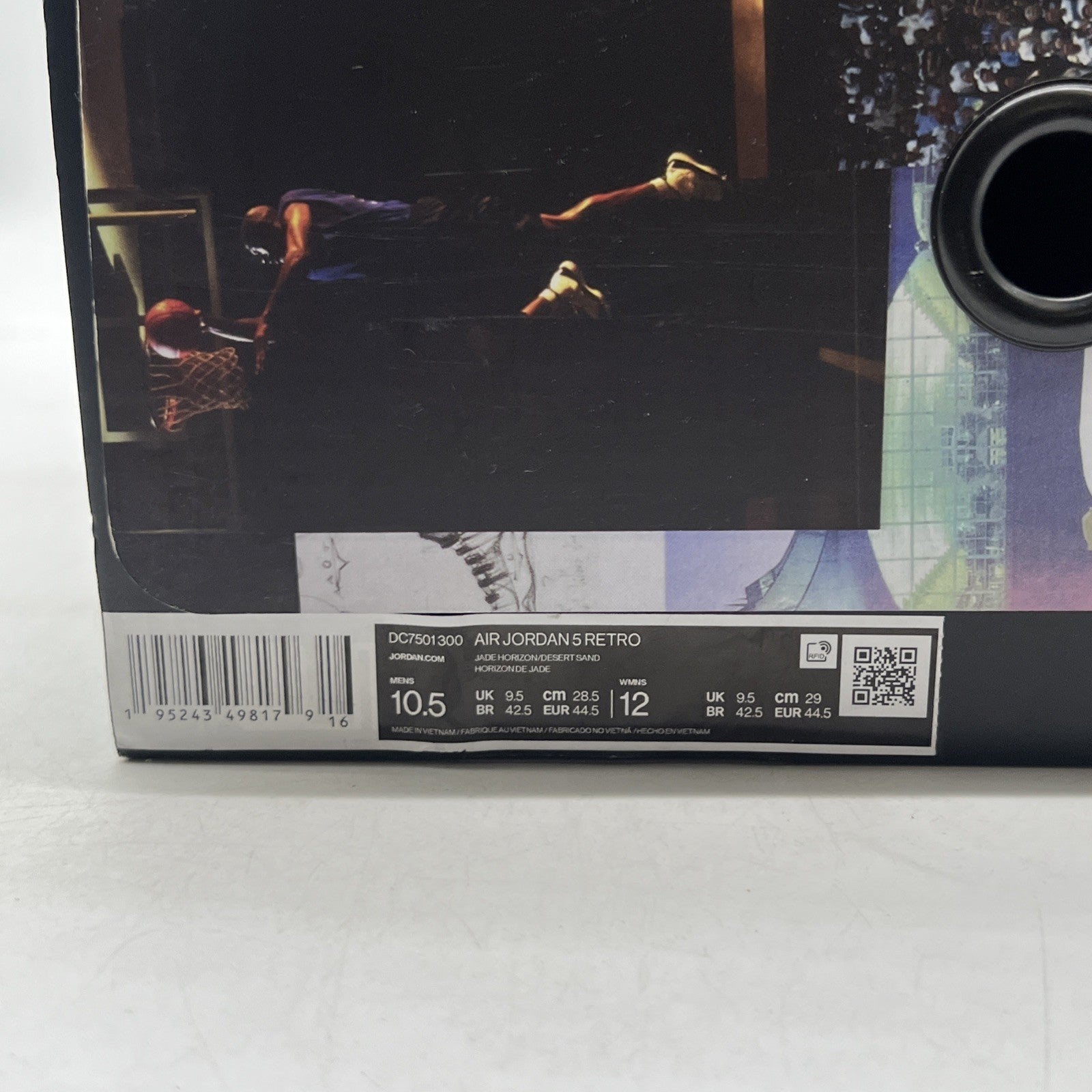 Size 10.5 - Air Jordan 5 JADE HORIZON 2022 (DC7501-300)