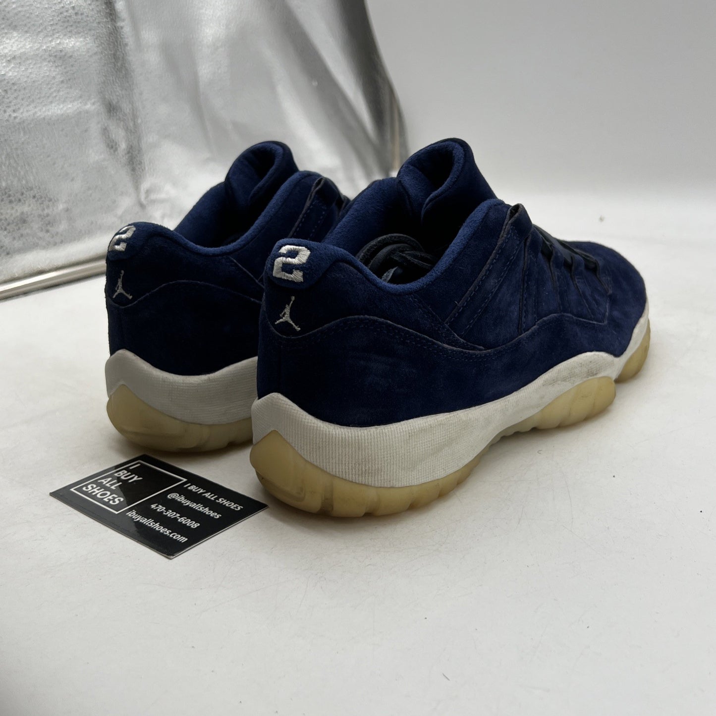 Size 9.5 - Air Jordan 11 Retro Low RE2PECT (AV2187-441)