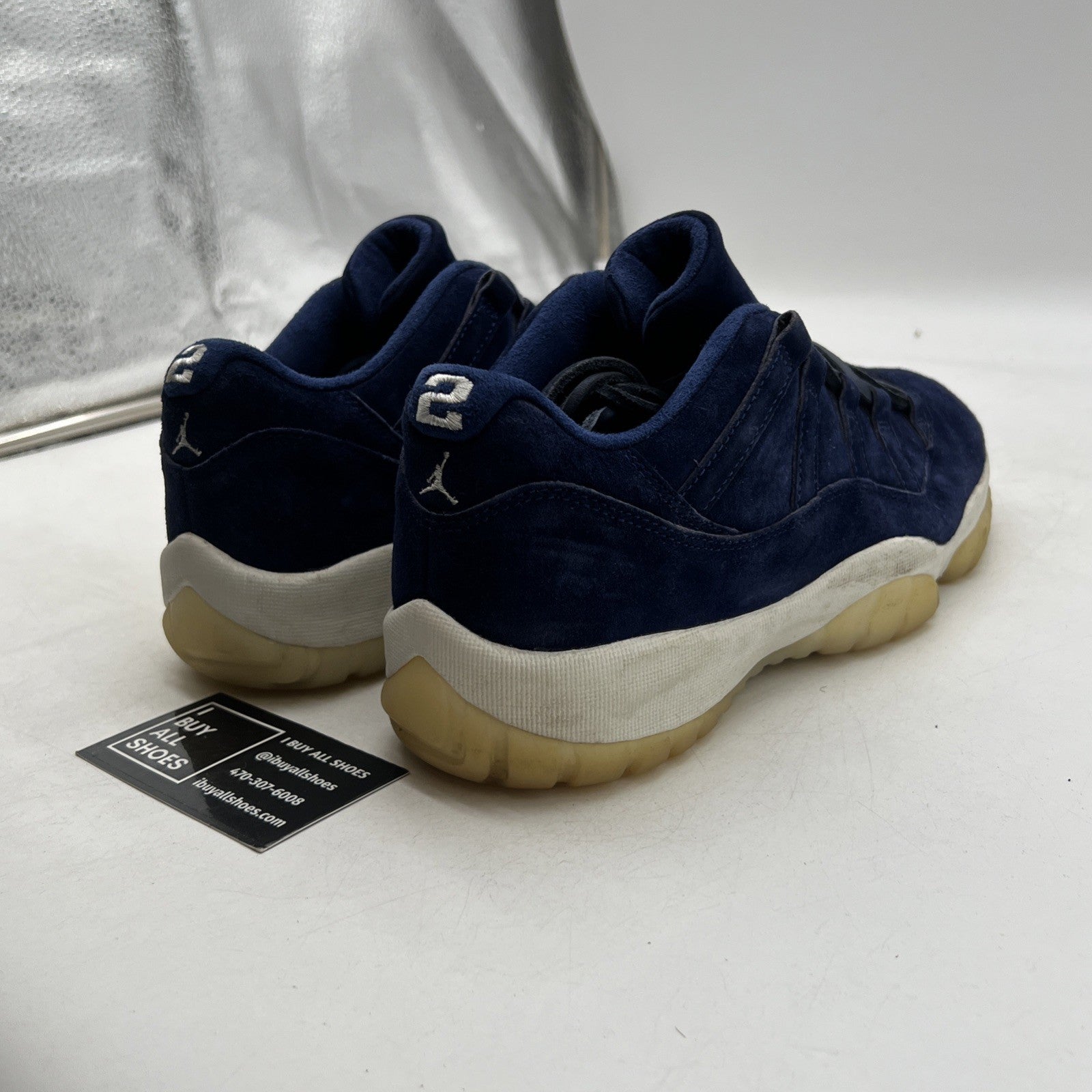 Size 9.5 - Air Jordan 11 Retro Low RE2PECT (AV2187-441)