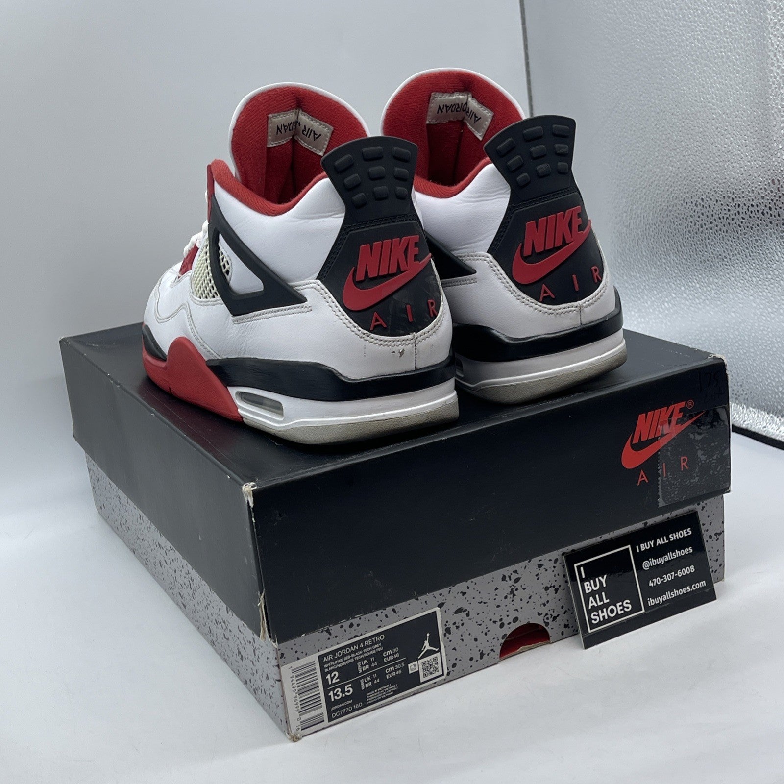 Size 12 - Jordan 4 Retro OG Mid Fire Red White Black Leather (DC7770-160)