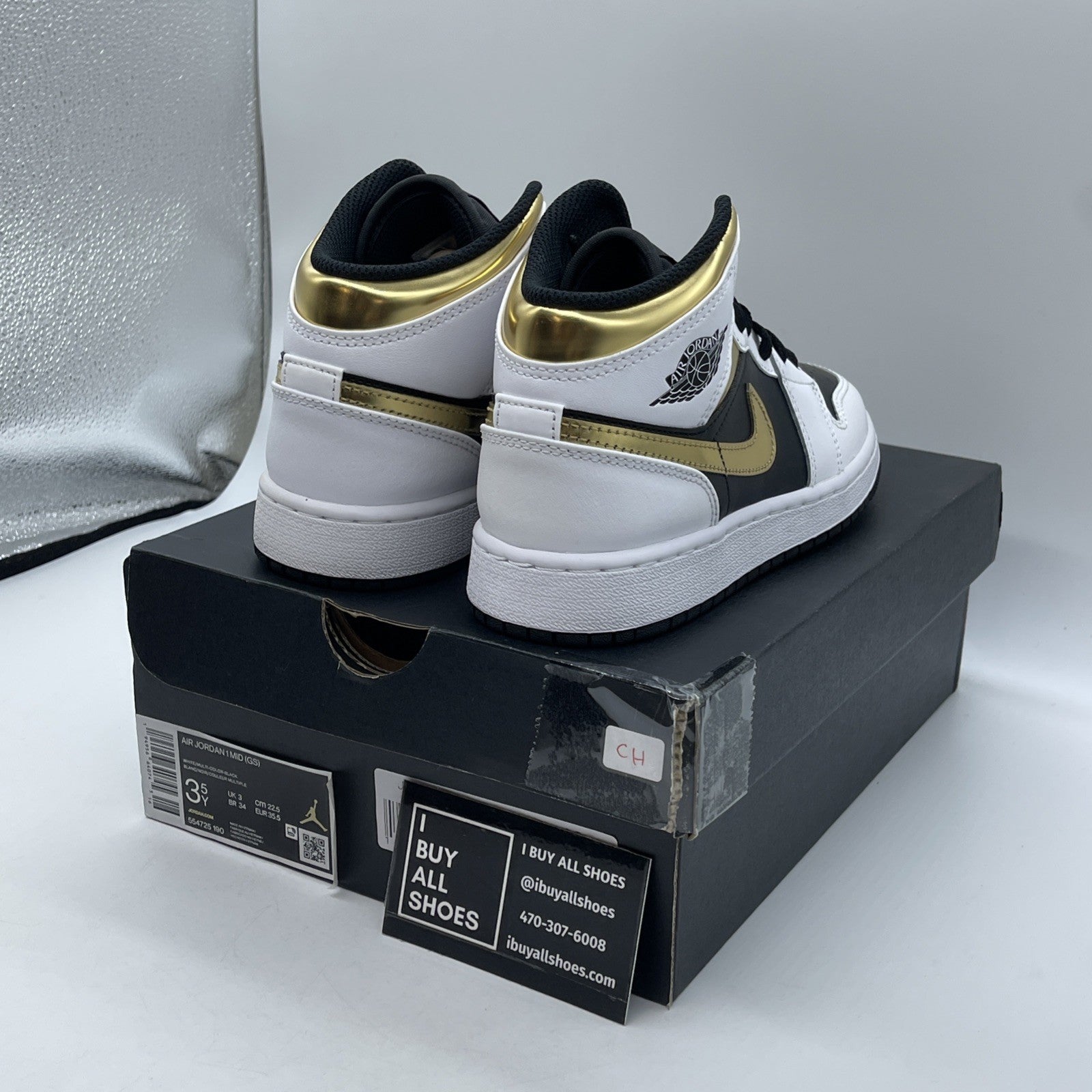 Size 3.5Y - Nike Air Jordan 1 Mid White Gold Black Leather (GS) (554725-190)