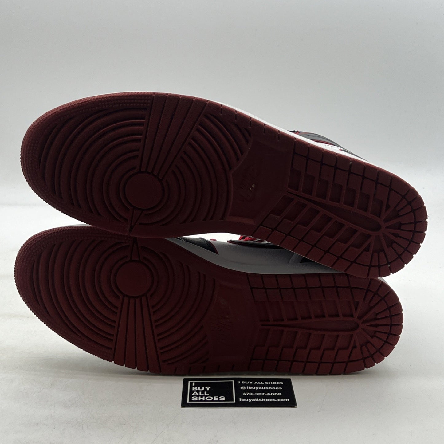 Size 13 - Air Jordan 1 Retro High OG Bloodline 2019 (555088-062)