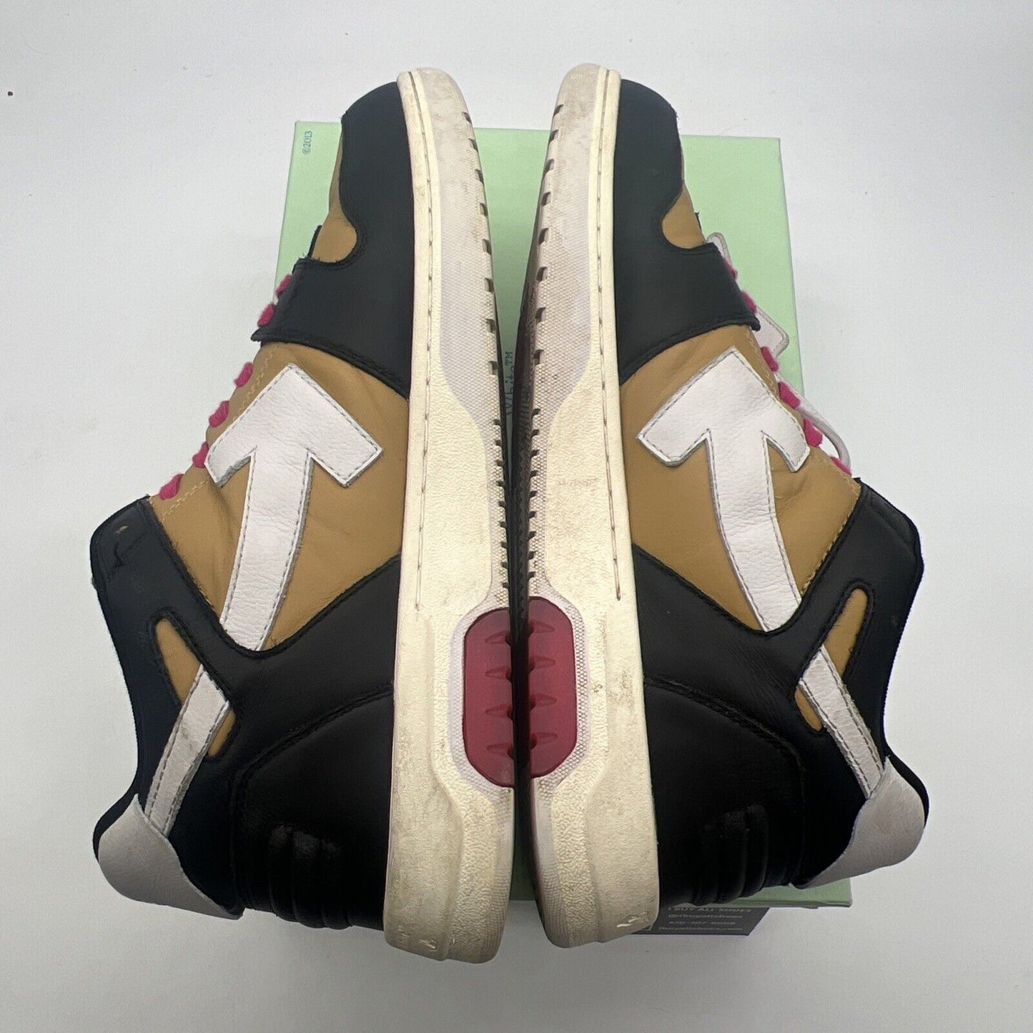 Off-White Mens Out Of Office Black Fashion Sneaker EUR 44 (7694419)