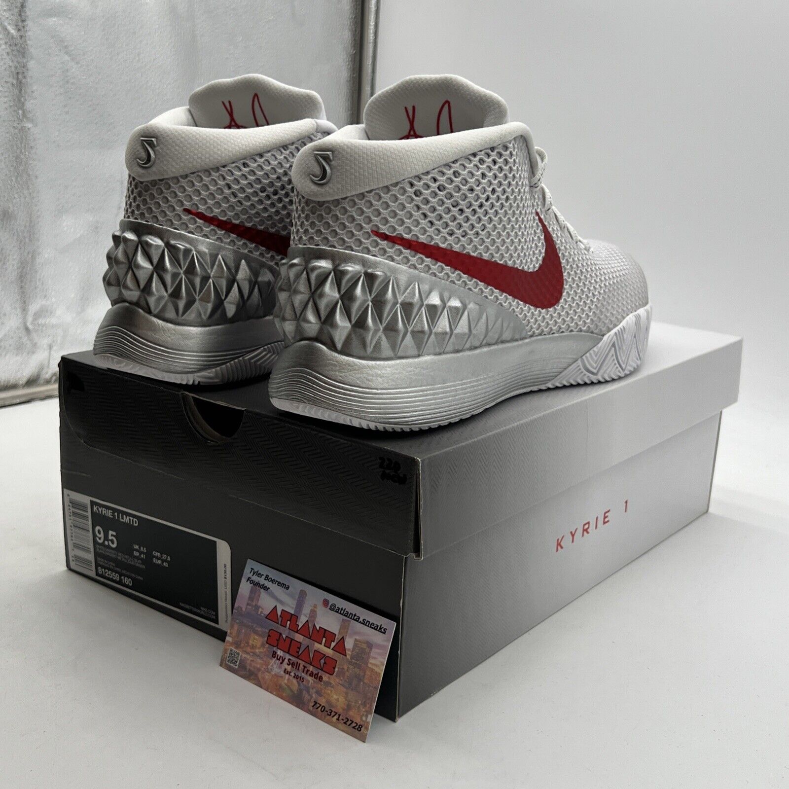 Size 9.5 - Nike Kyrie 1 Opening Night (812559-160)