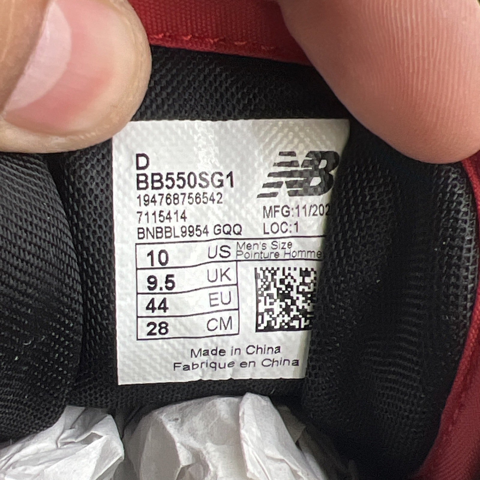 Size 10 - New Balance 550 Black Red (BB550SG1)
