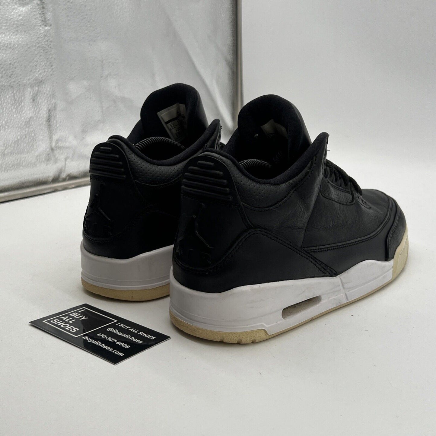 Size 8.5 - Air Jordan 3 Retro Cyber Monday (136064-020)