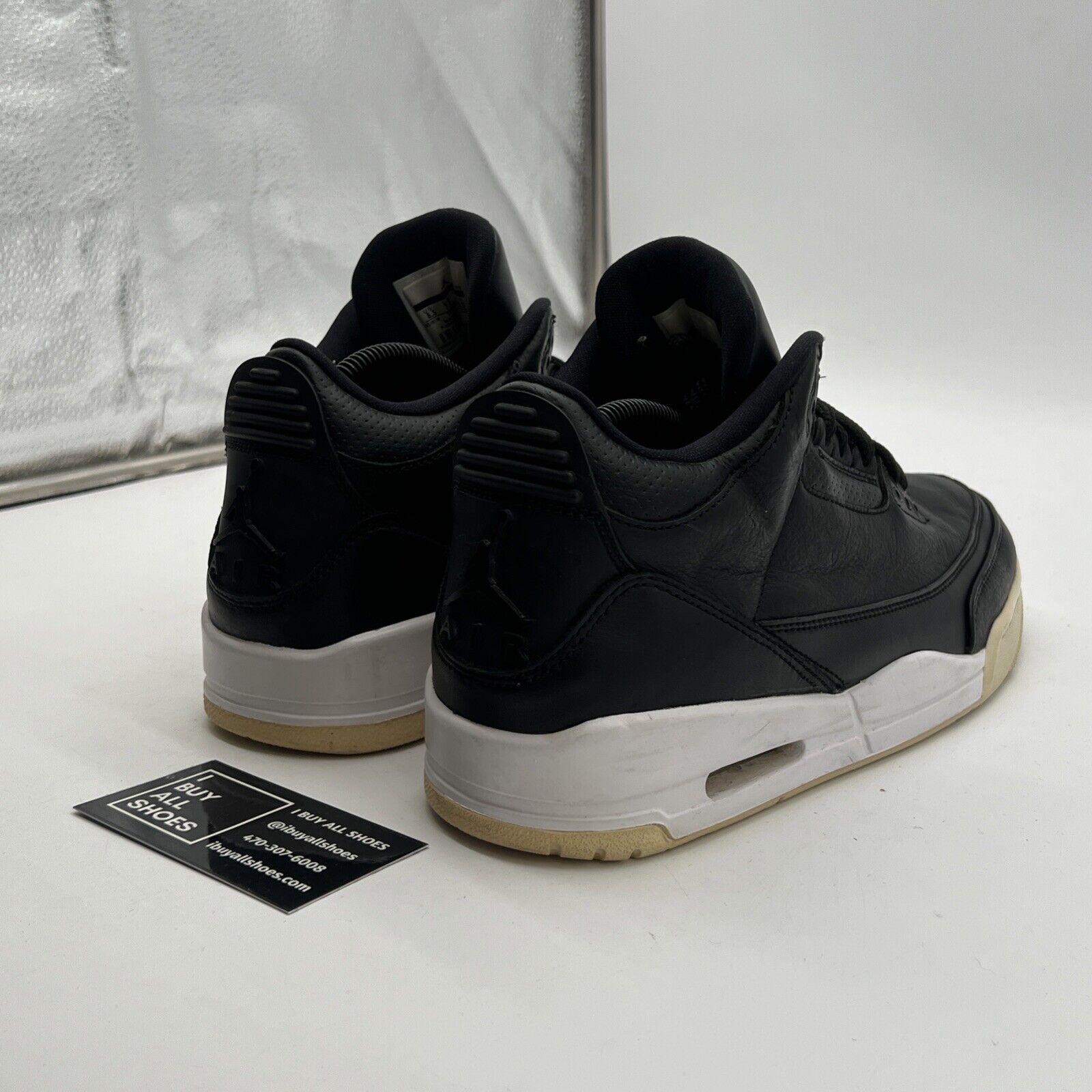 Size 8.5 - Air Jordan 3 Retro Cyber Monday (136064-020)