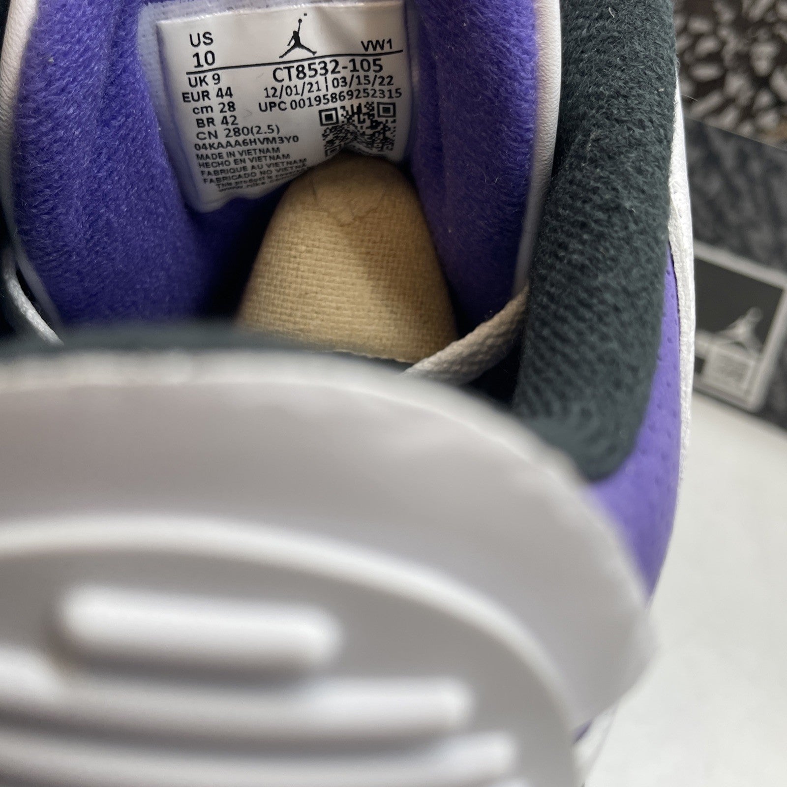 Size 10 - Air Jordan 3 Retro Mid Dark Iris (CT8532-105)