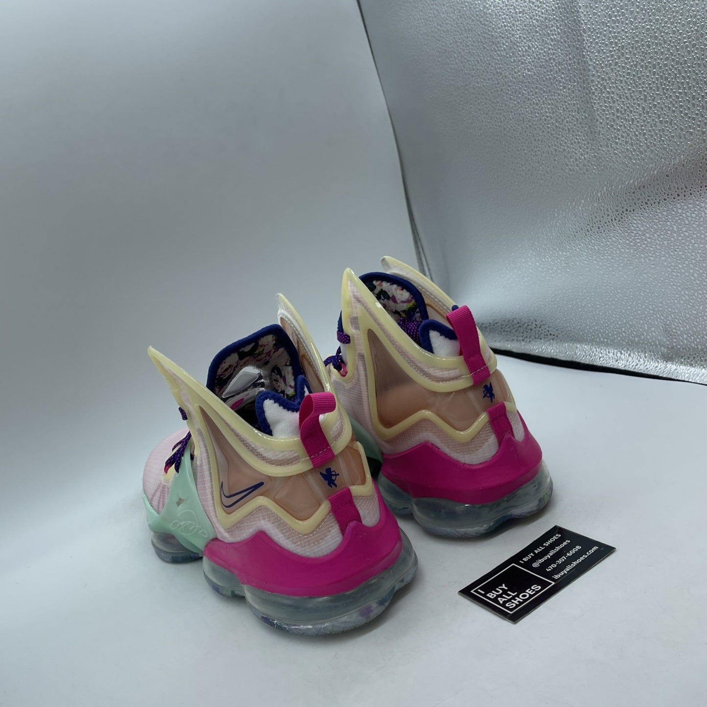 Size 12.5 - Nike LeBron 19 Valentine's Day (DH8459-900)