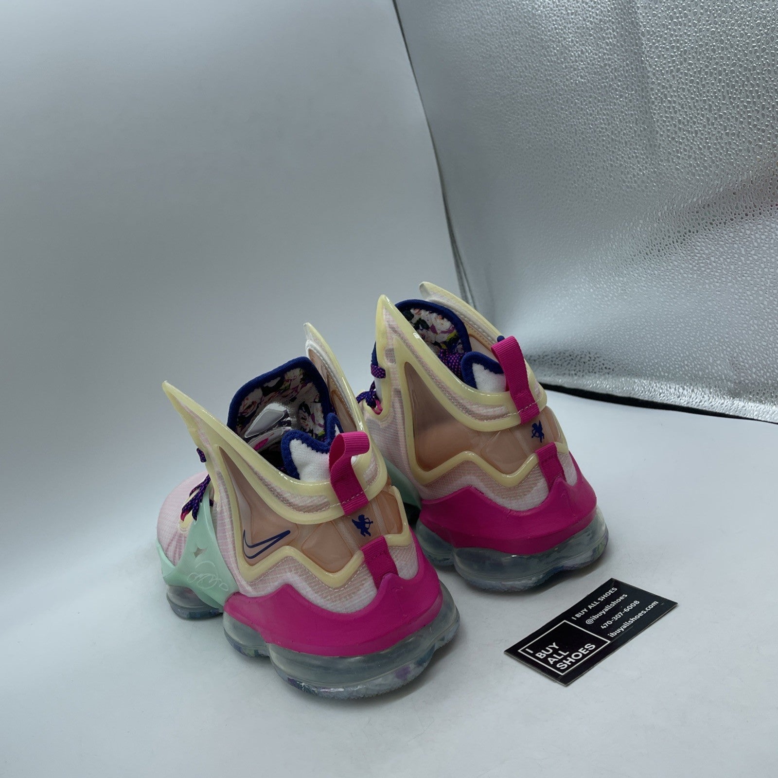 Size 12.5 - Nike LeBron 19 Valentine's Day (DH8459-900)