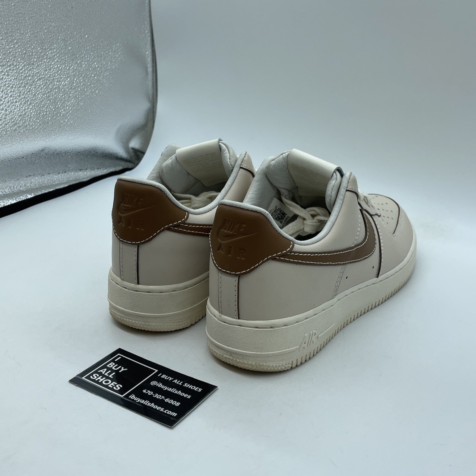 Size 9.5 - Nike Air Force 1 '07 Low Pearl White British Tan (IB8865-221)