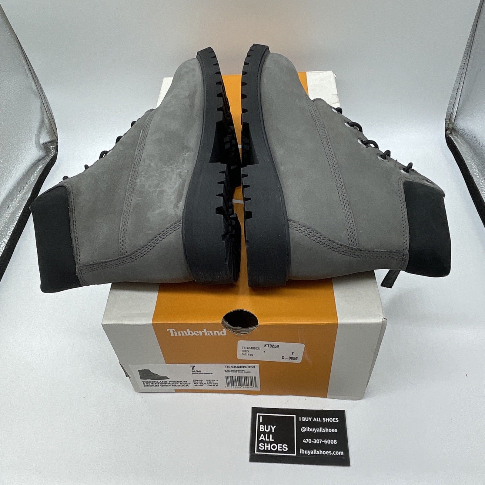 Size 7 - Timberland Med. Gray Nubuck Premium 6" Waterproof Boots (0A64B9-033)