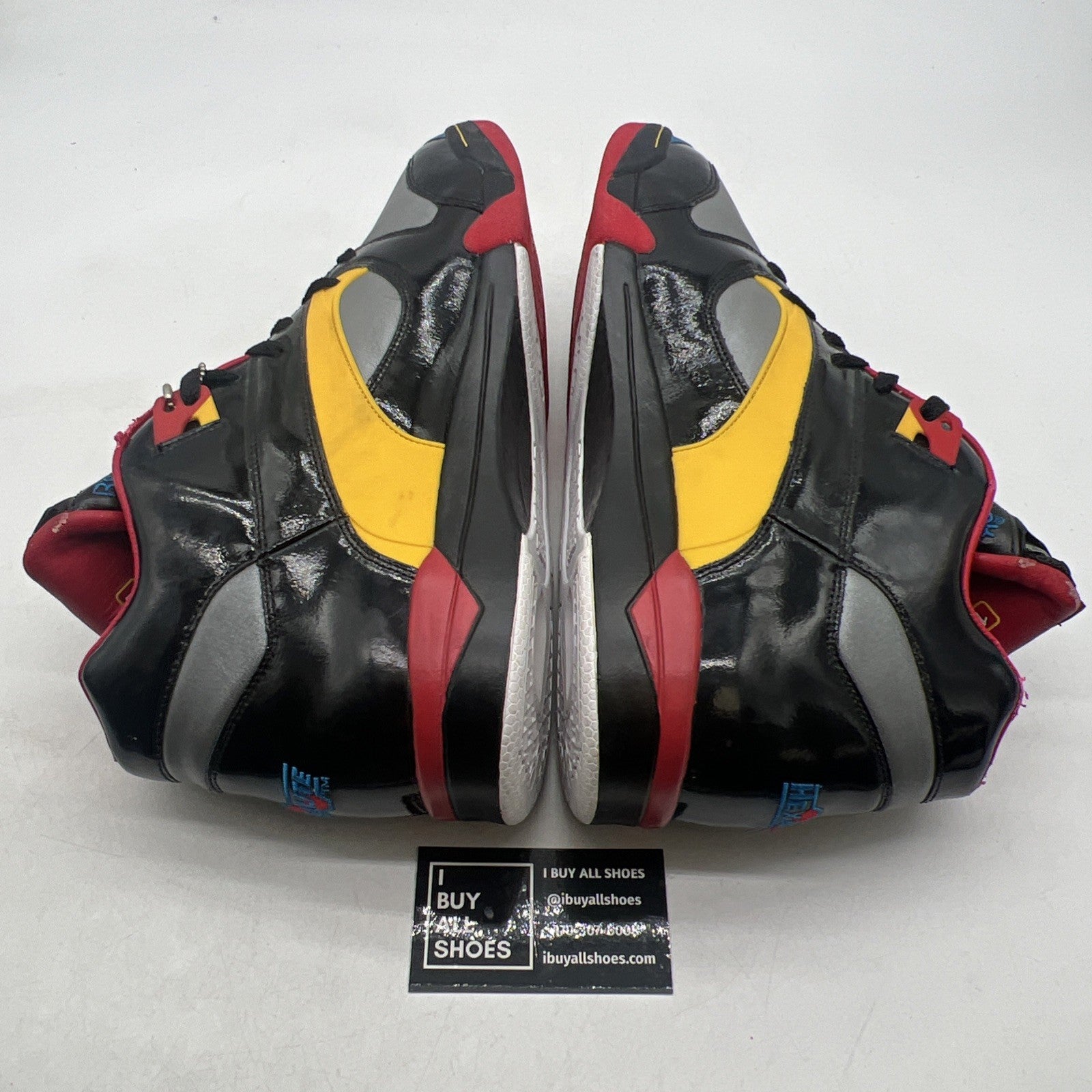 Size 13 - Reebok Court Victory Voltron Pump