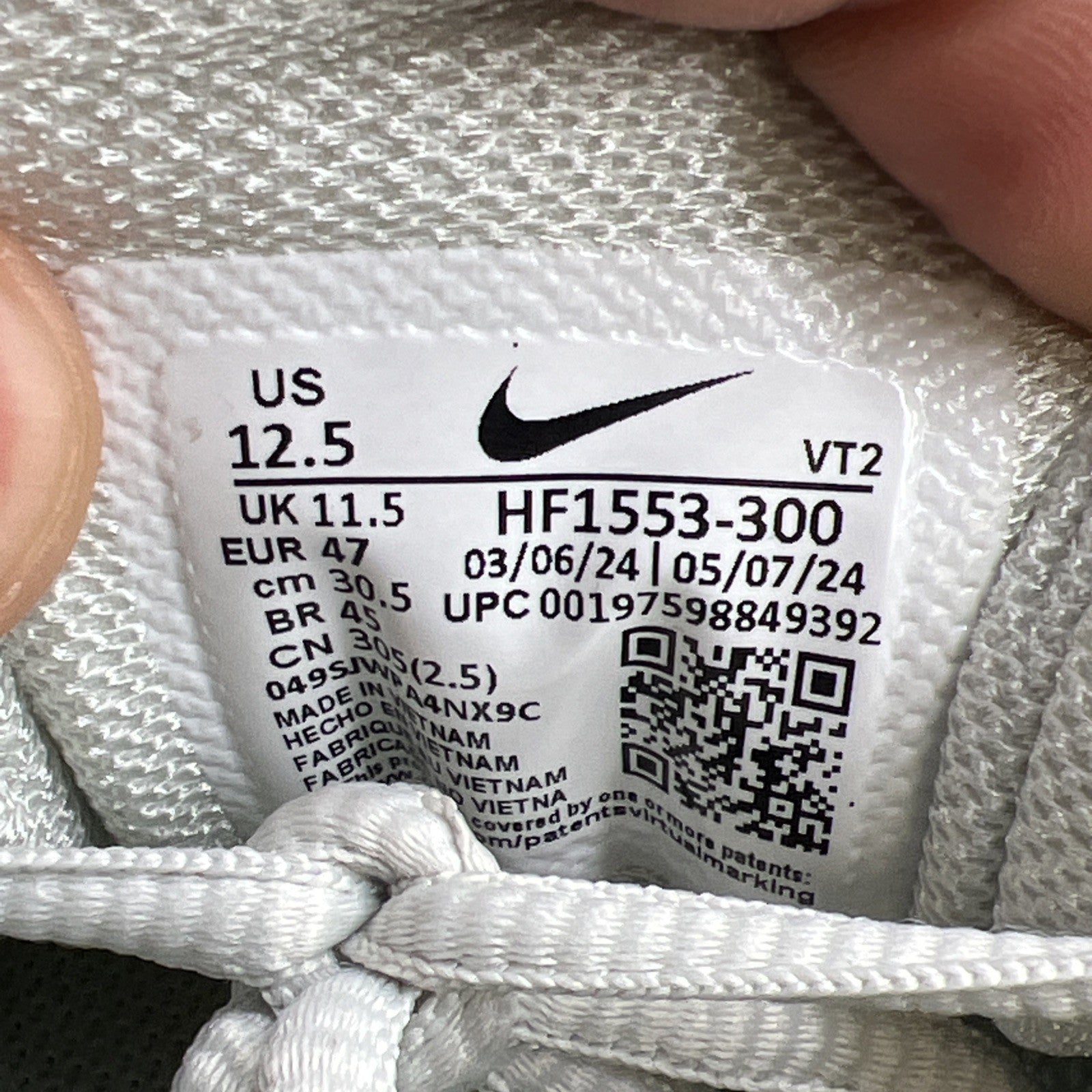 Size 12.5 - Nike Air Zoom Vomero 5 Jade Horizon (HF1553-300)