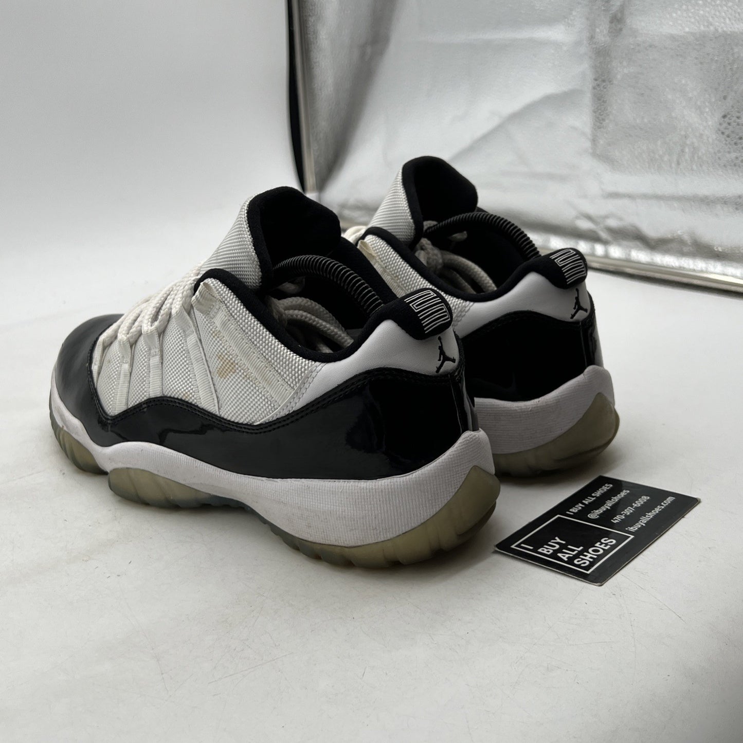 Size 9.5 - Air Jordan 11 Retro Low Concord (528895-153)