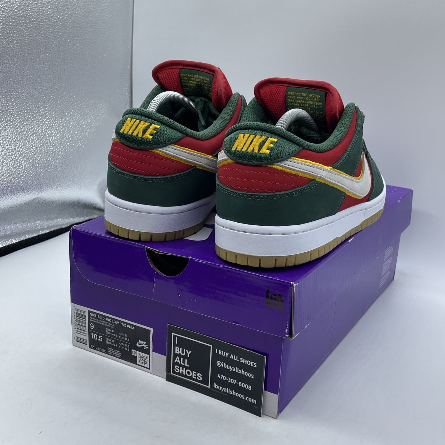 Size 9 - Nike Dunk Premium SB Low Seattle Supersonics Suede (FZ1287-300)