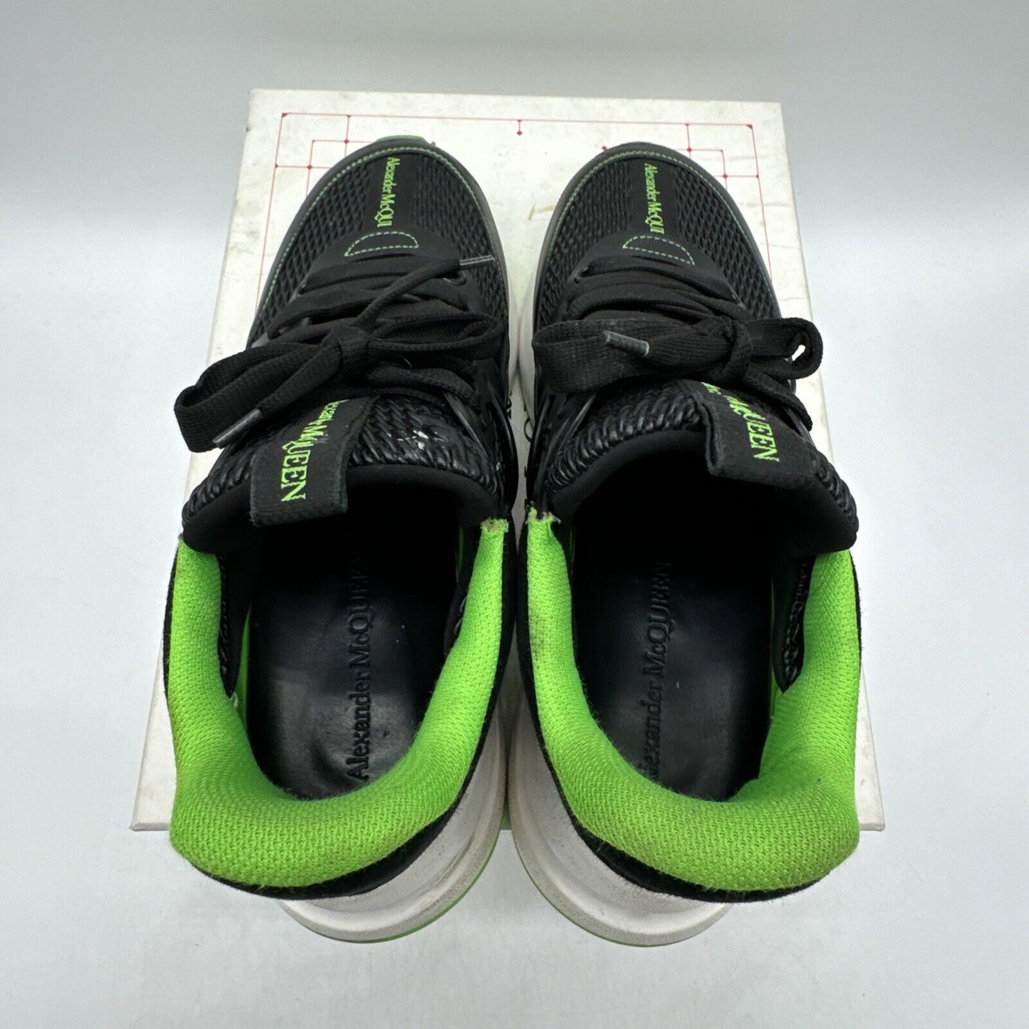 ALEXANDER MCQUEEN OVERSIZED RUNNER SLIME GREEN SZ EU 43 / US 10 Volt Black Suede