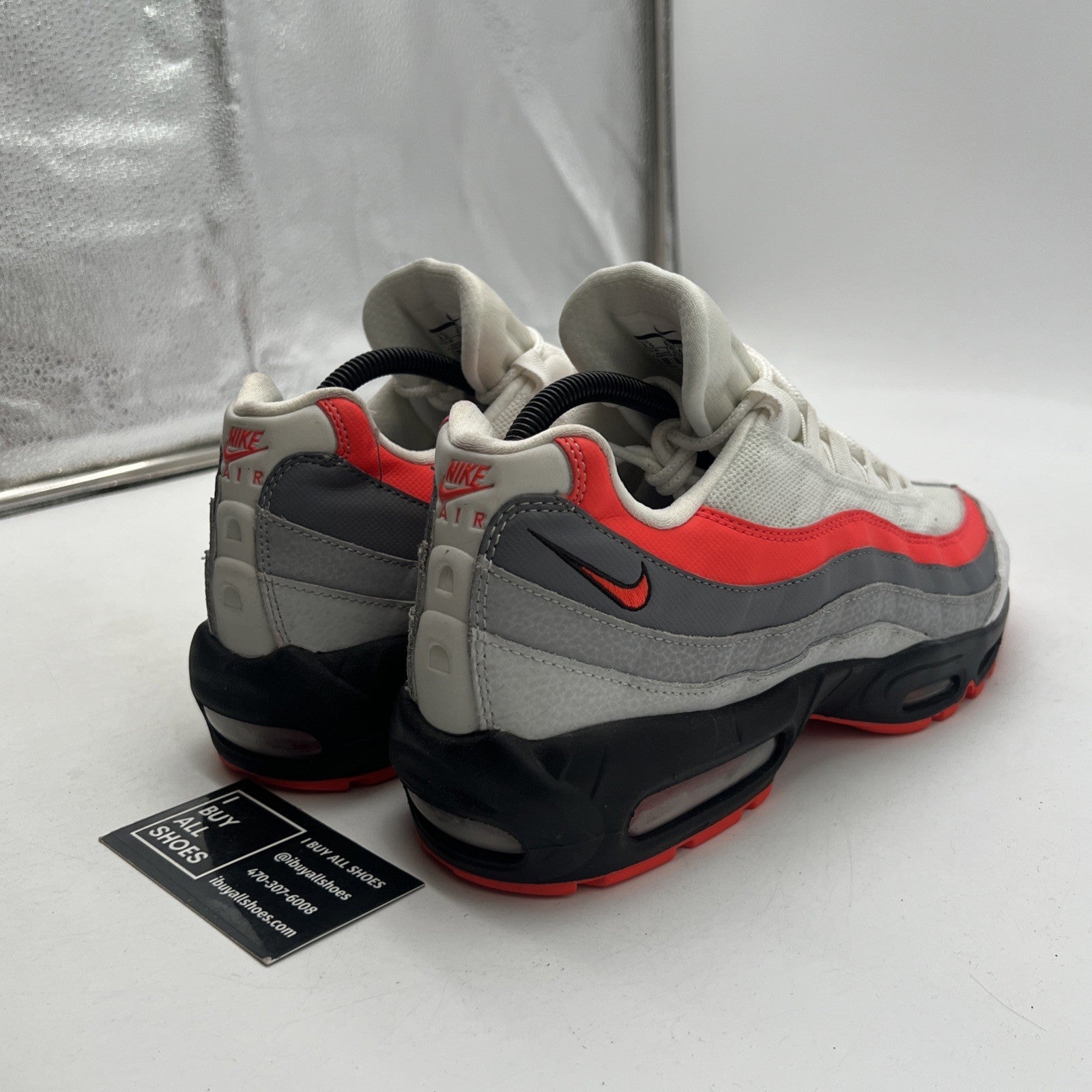 Size 9.5 - Nike Air Max 95 Essential Comet (749766-112)