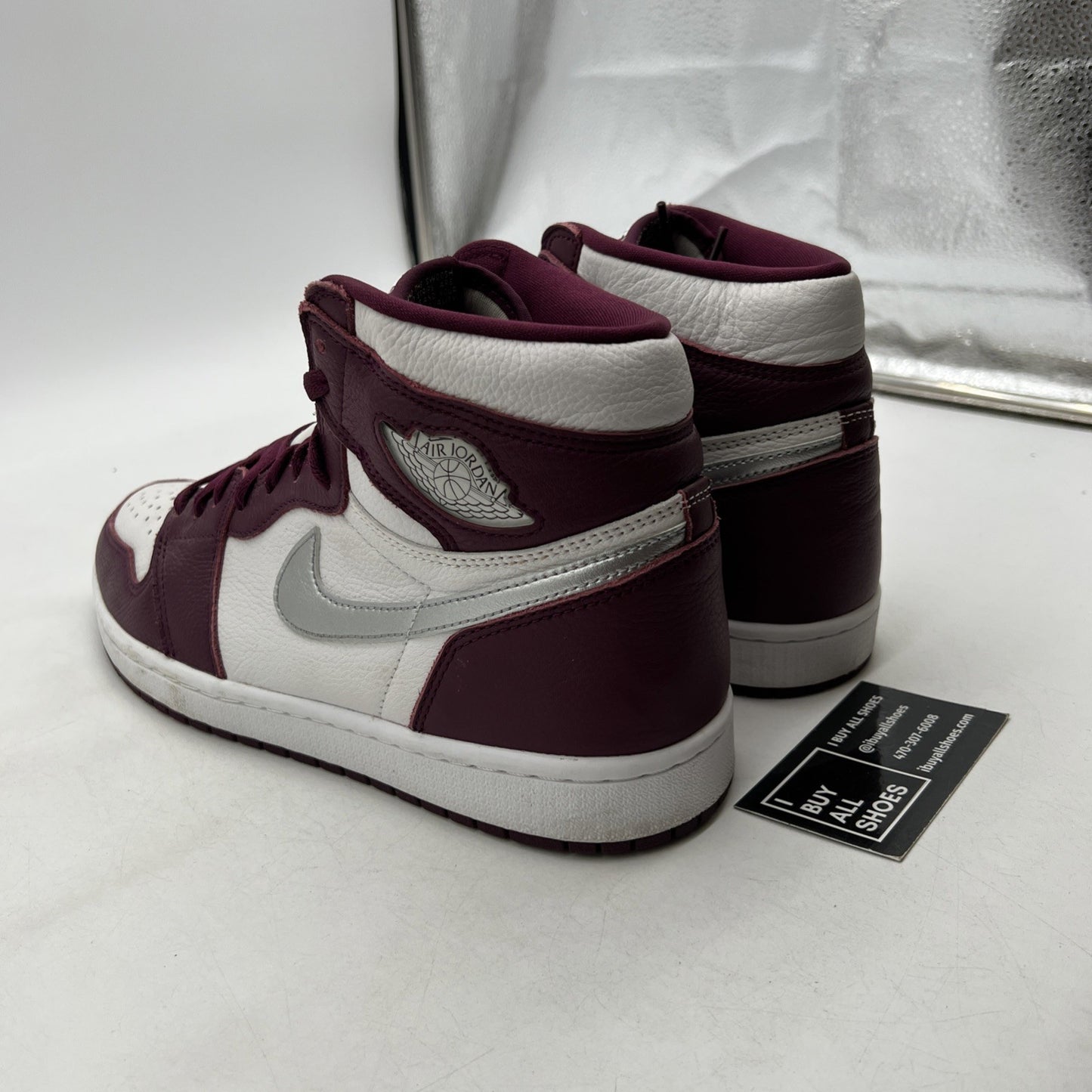 Size 11 - Air Jordan 1 Retro High OG Bordeaux (555088-611)