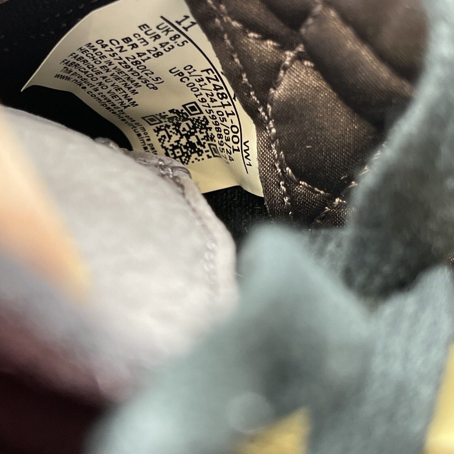 Size 11W- A Ma Maniére x Air Jordan 3 Retro While You Were Sleeping (FZ4811-001)