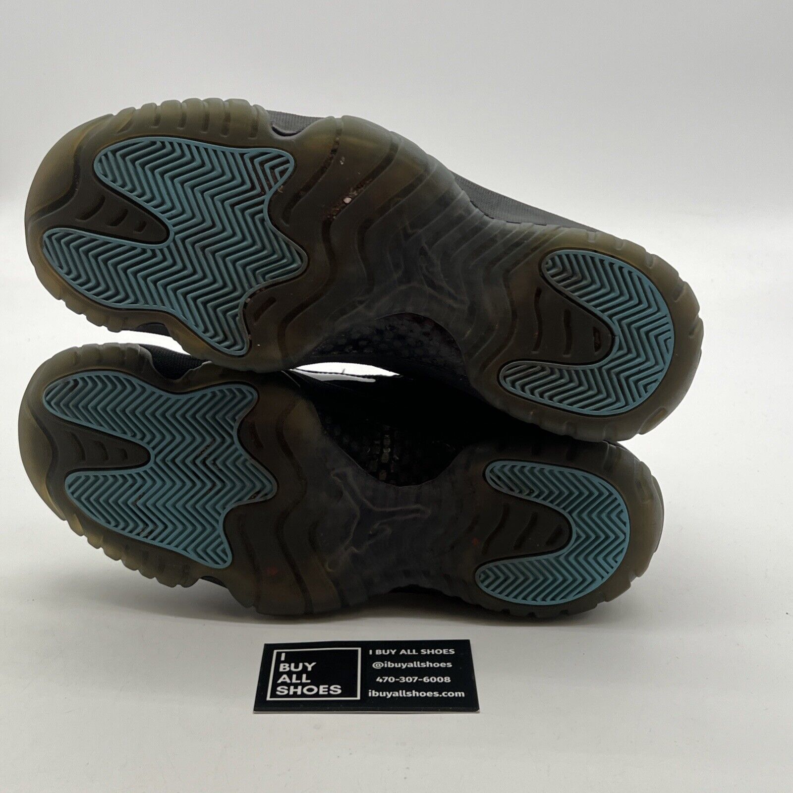 Size 8.5 - Air Jordan 11 Retro High Gamma Blue (378037-006)