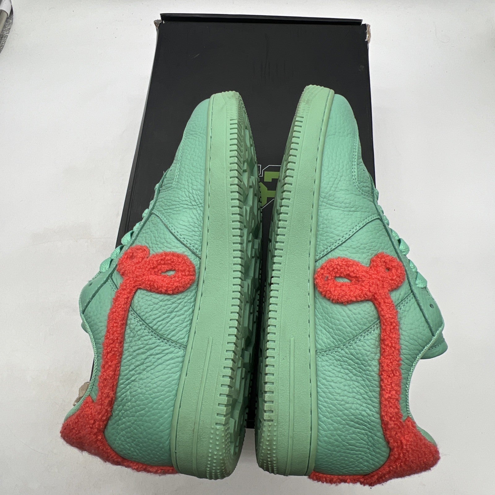Size 9 - GF-01 By John Geiger 'Teal Pebbled Leather Peach Chenille'