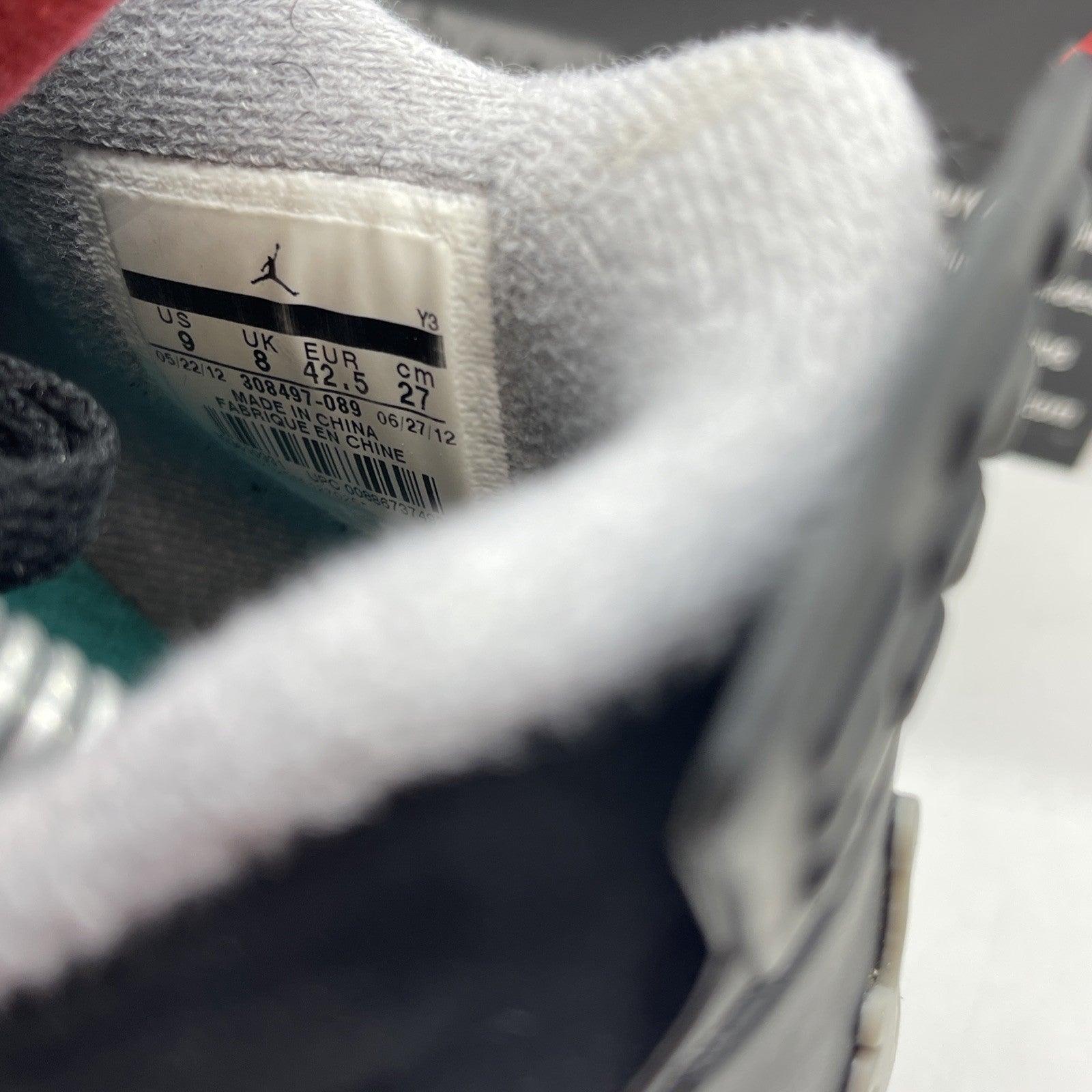 Size 9 - Jordan 4 Retro bred release Grey Red Suede (308497-089)