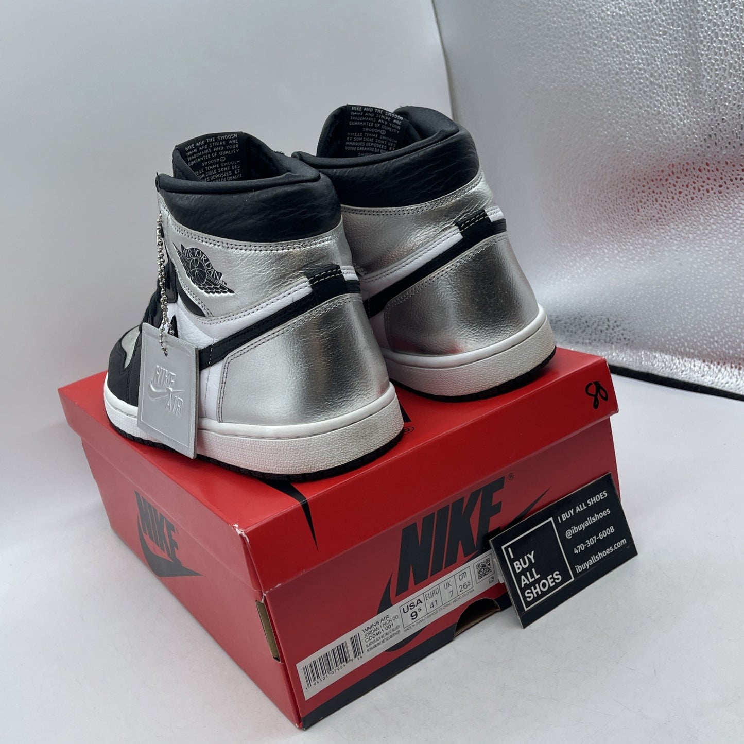Size 9.5 - Air Jordan 1 High OG Metallic Silver (CD0461-001)