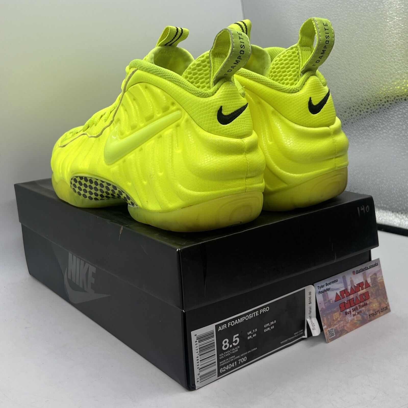 Size 8.5 - Nike Air Foamposite Pro Volt 2014 Black (624041-700)