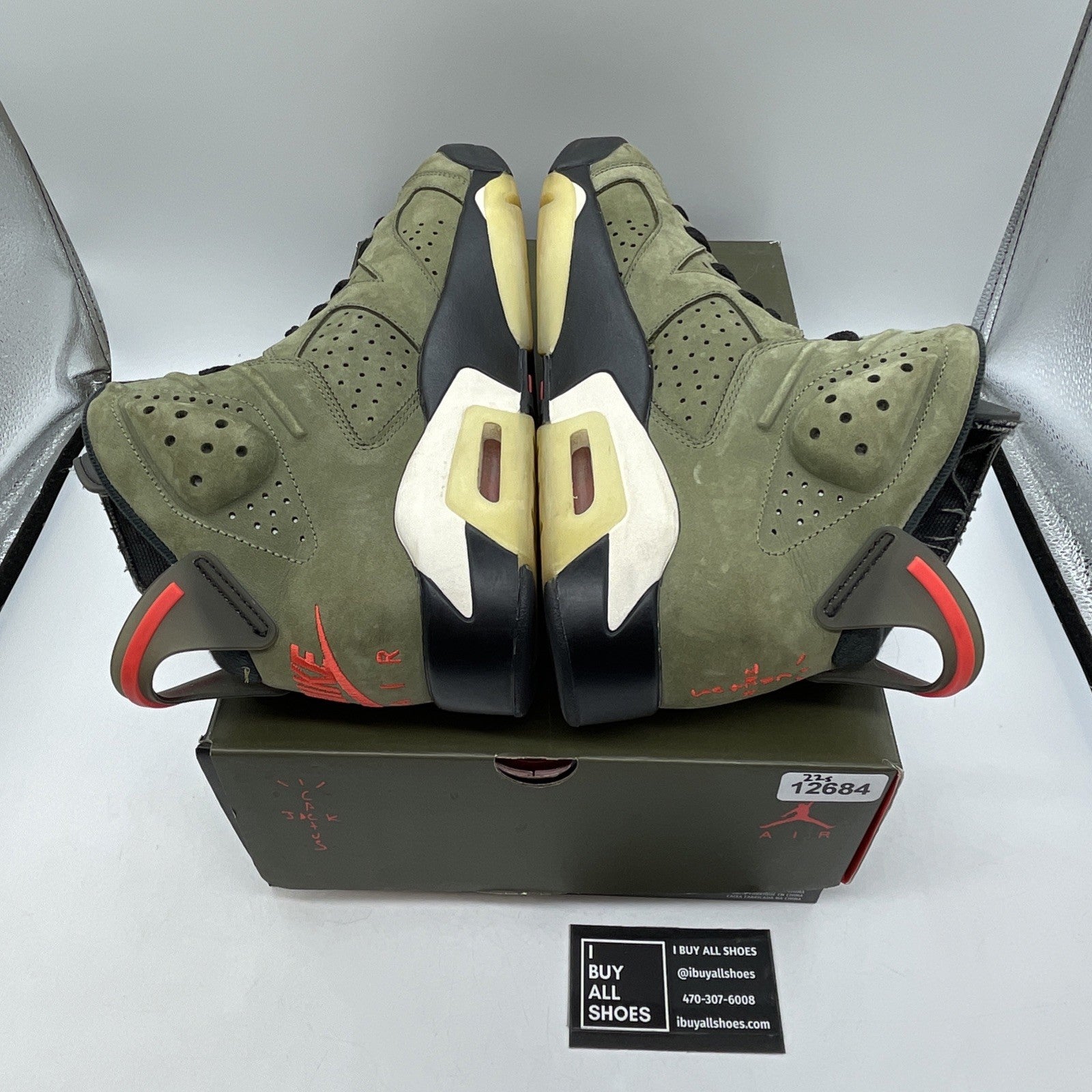 Size 9.5 - Jordan 6 Retro x Travis Scott Mid Olive Green Suede (CN1084-200)