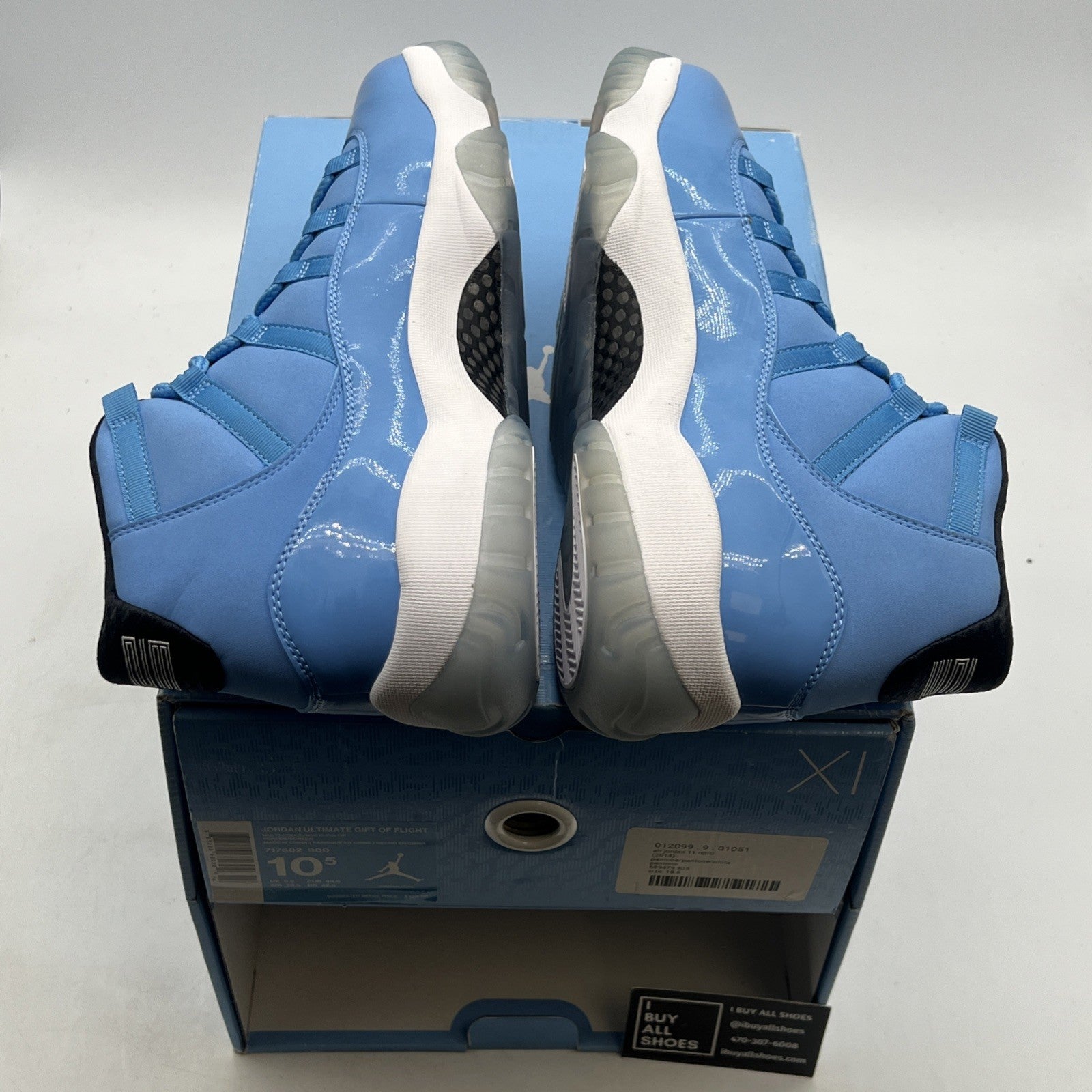 Size 10.5 - Air Jordan 11 Retro Pantone (689479-405)