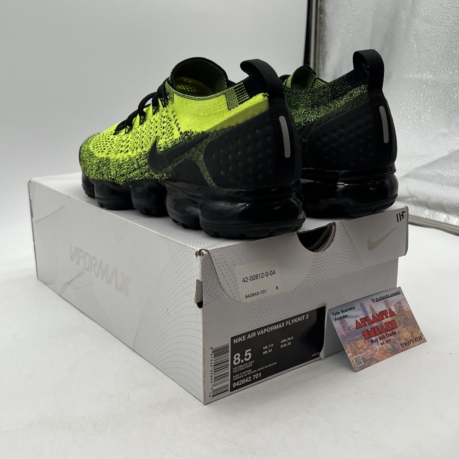 Size 8.5 - Nike Air VaporMax 2 Flyknit Volt (942842-701)