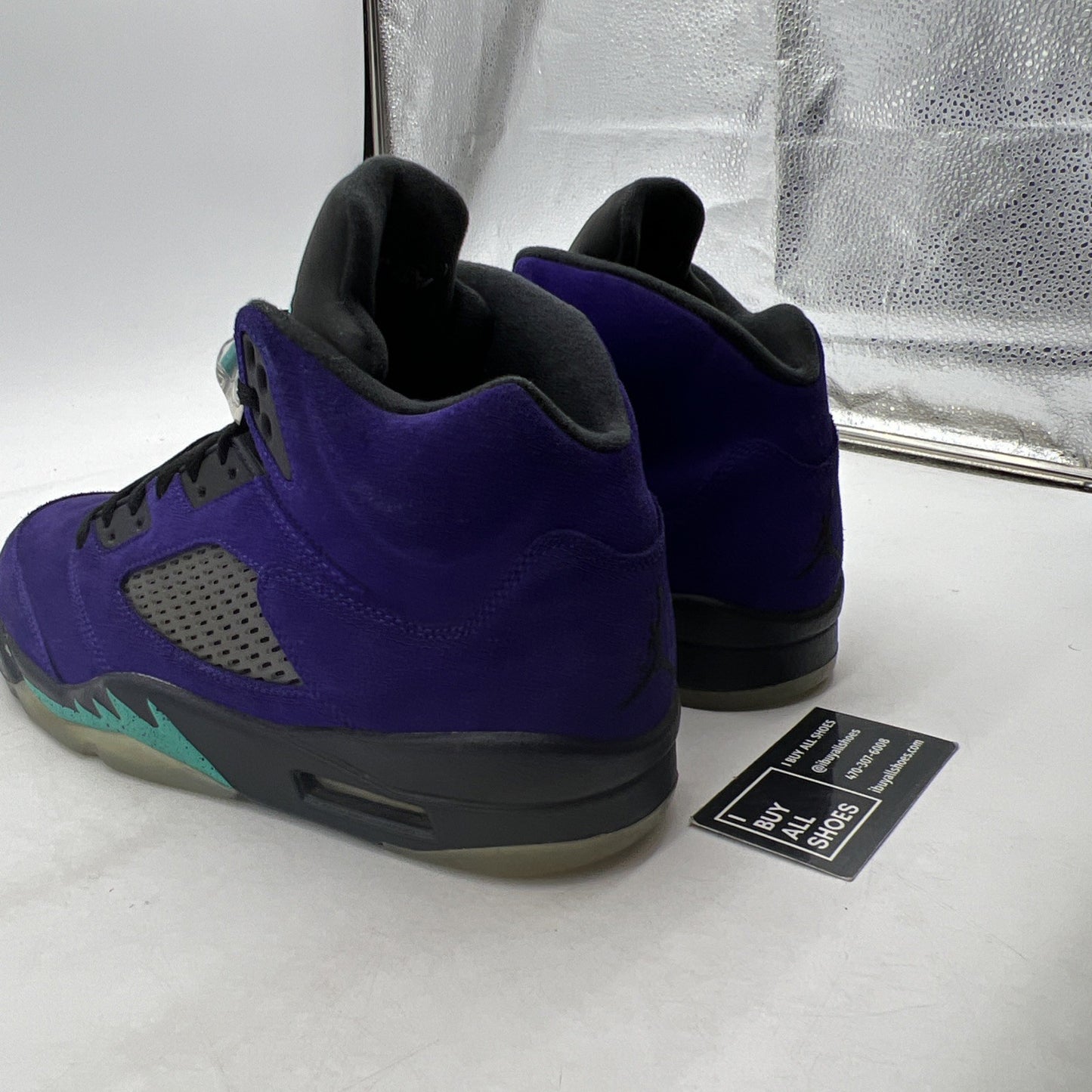 Size 10.5 - Air Jordan 5 Retro Alternate Grape 2020 (136027-500)