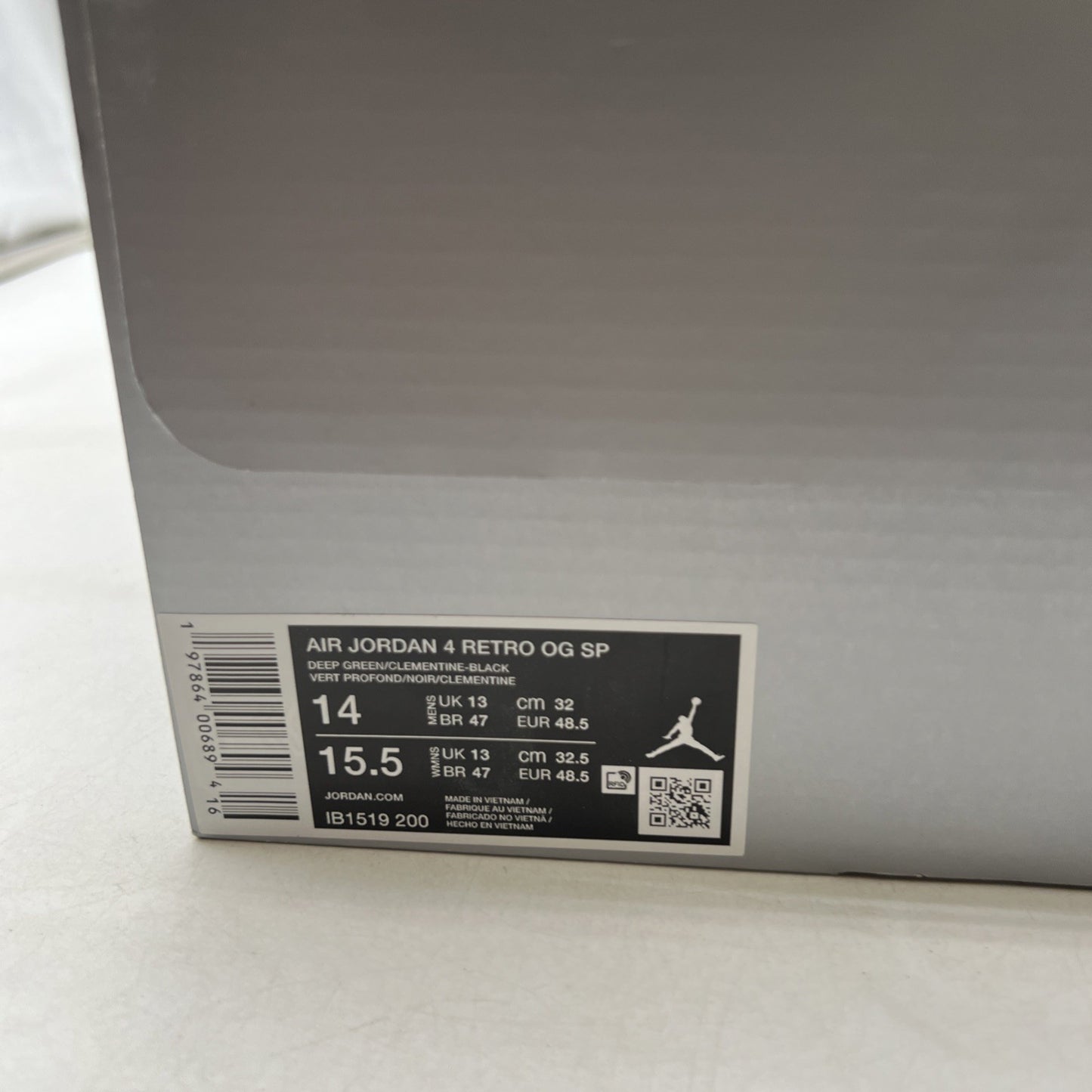 Size 14 - Undefeated x Air Jordan 4 Retro 2025 Green (IB1519-200)