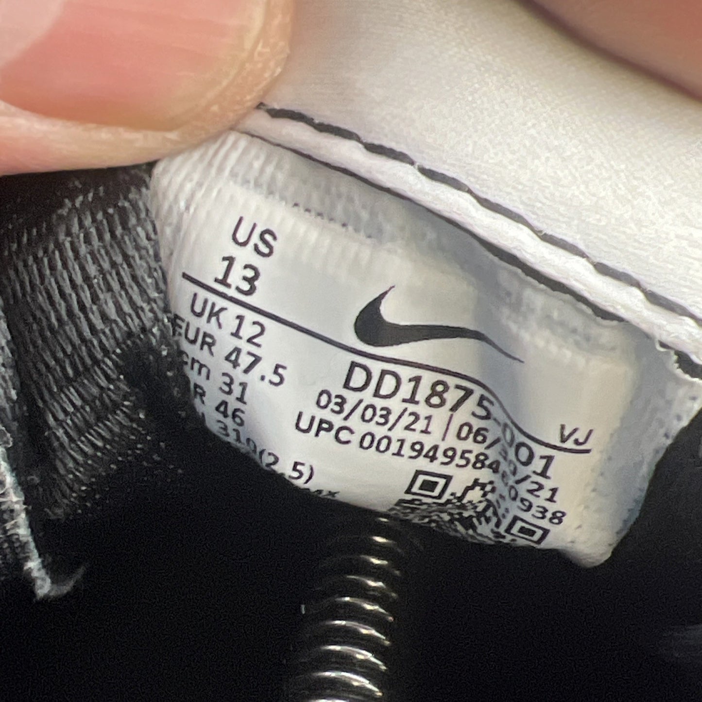 Size 13 - Nike VaporWaffle x Sacai Black (DD1875-001)
