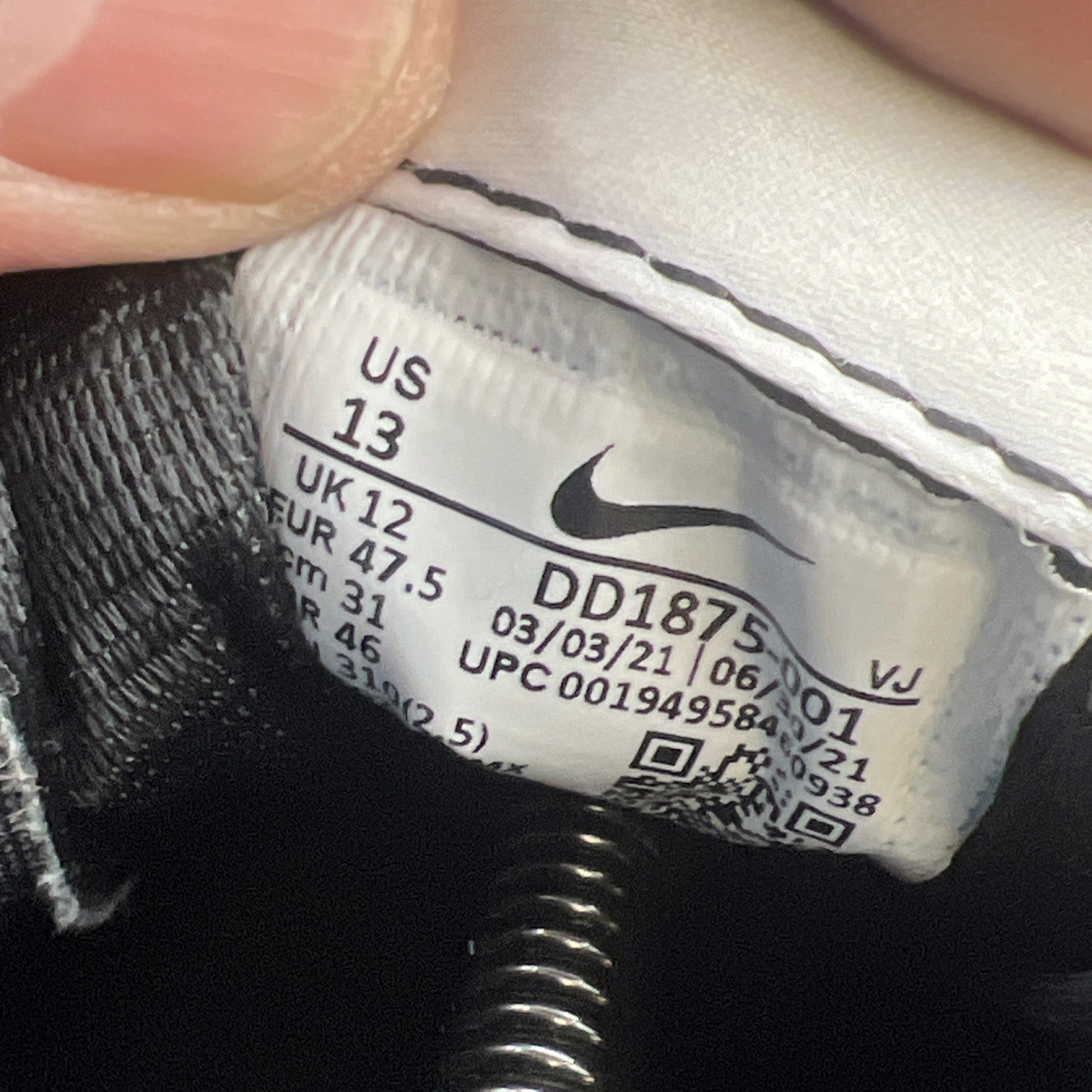 Size 13 - Nike VaporWaffle x Sacai Black (DD1875-001)