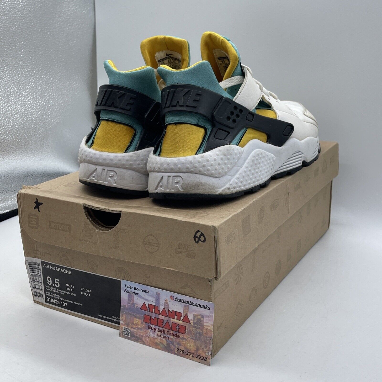 Size 9.5 - Nike Air Huarache White Turquoise Gold Black Suede (318429-137)