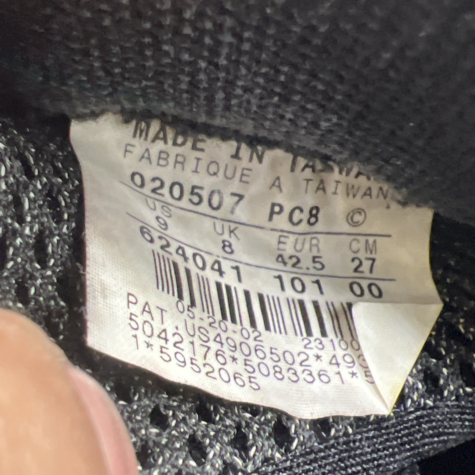 Size 9 - Nike Air Foamposite Pro 2002 Pearl (624041-101)