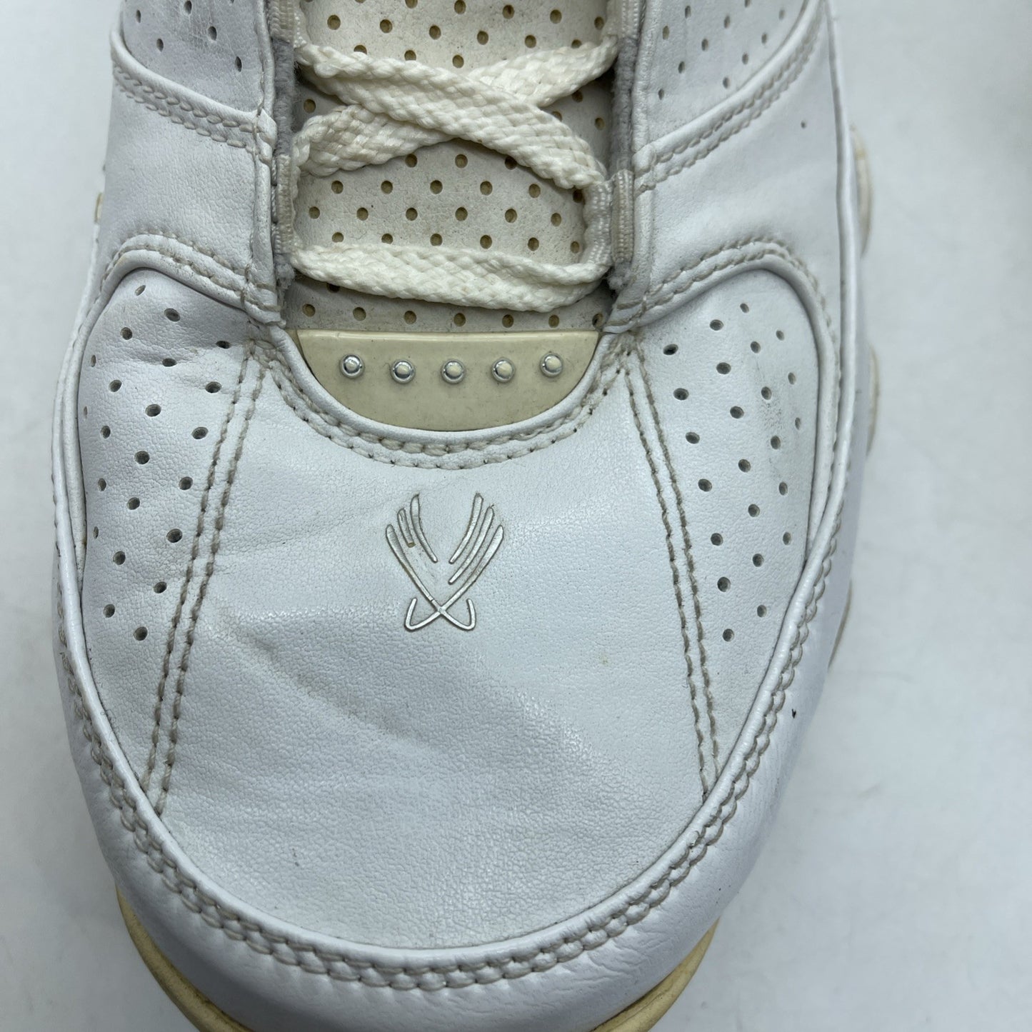 Size 13 -2005 Nike Shox USP White Perforated Basketball Shoes (311738-102)