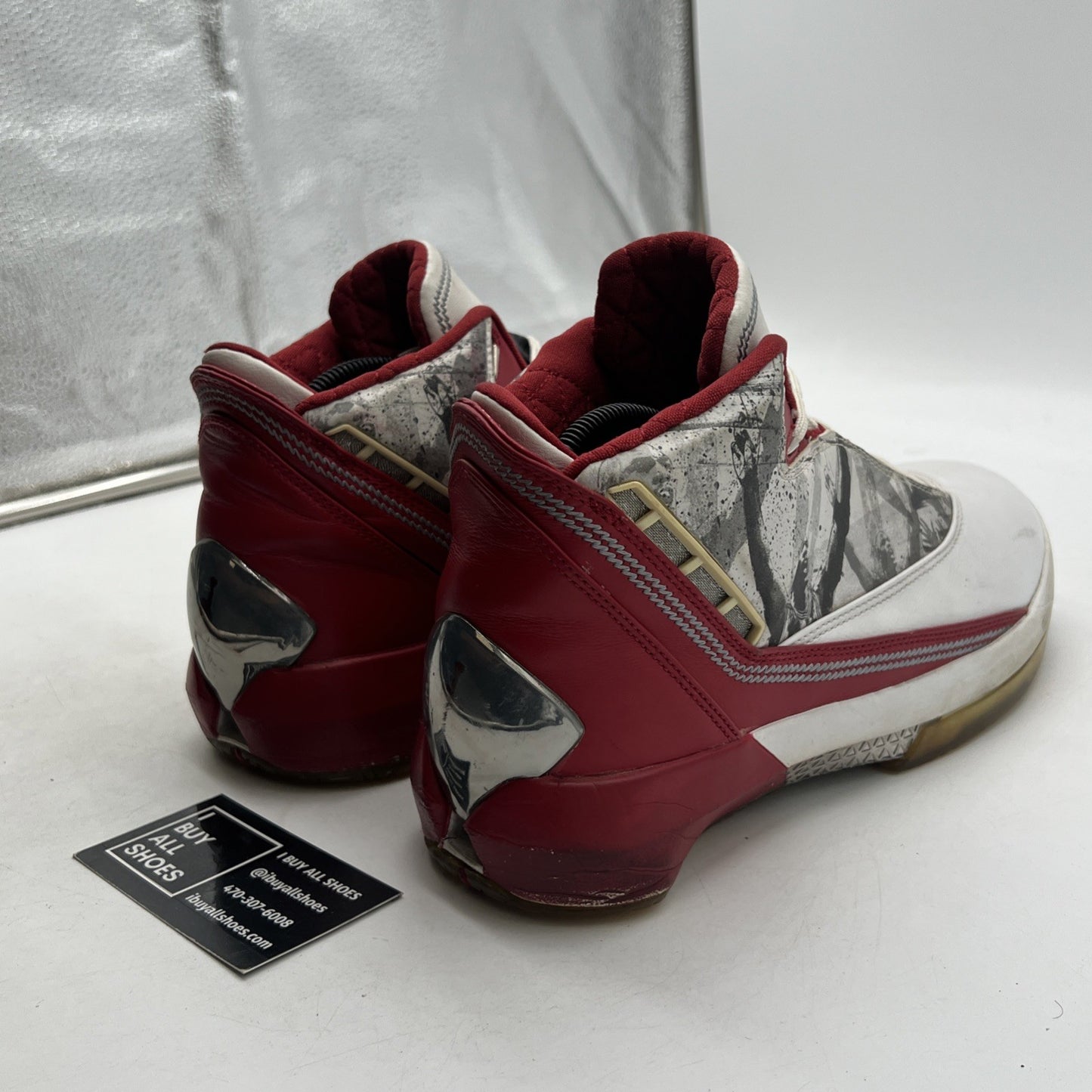 Size 9.5 - Air Jordan 22 OG Omega (315299-162)