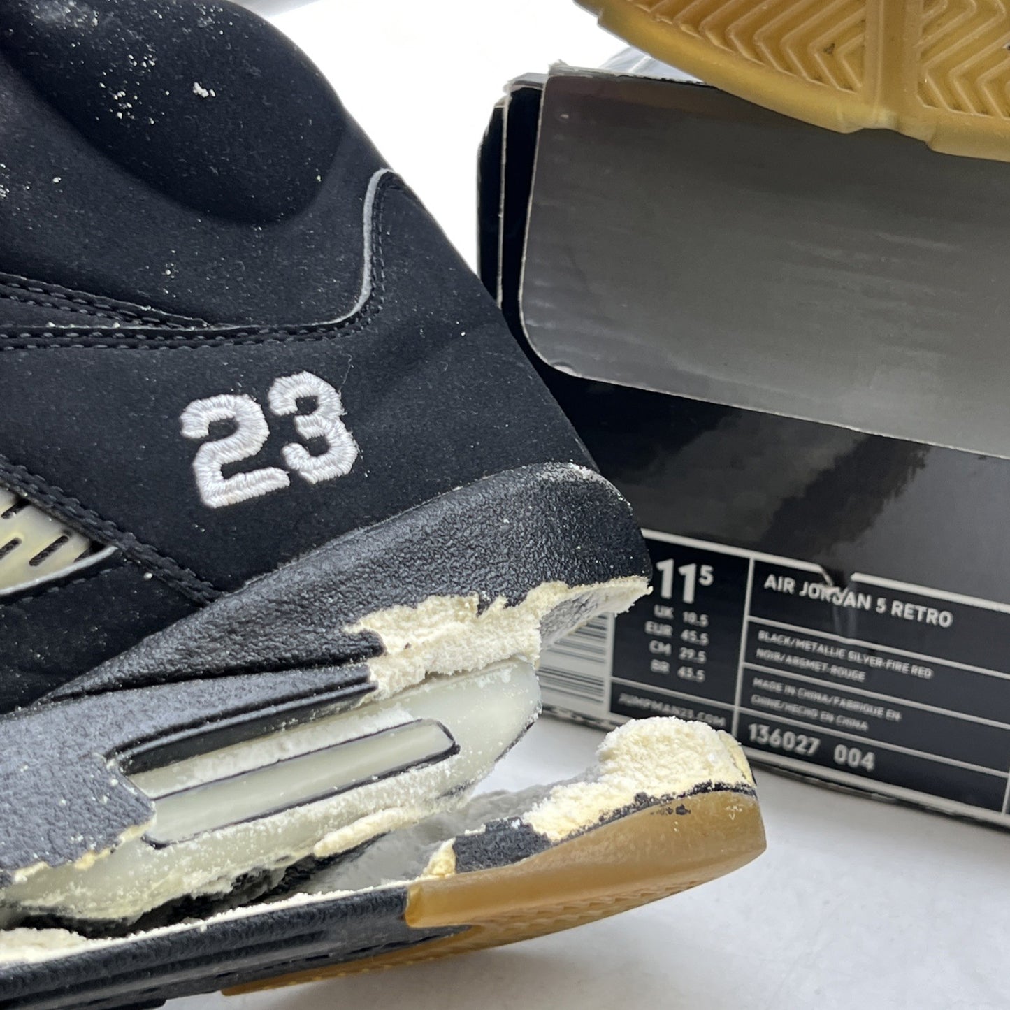 Size 11.5 - Air Jordan 5 Retro 2007 Black Metallic (136027-004)