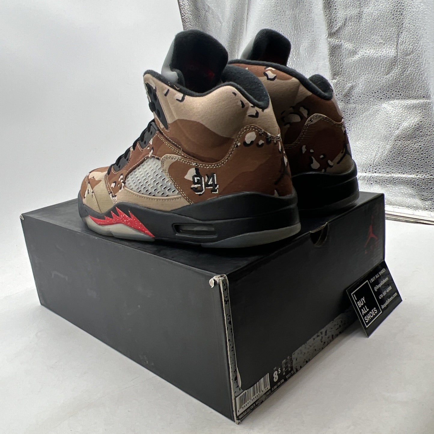Size 8.5 - Supreme x Air Jordan 5 Retro Desert Camo (824371-201)
