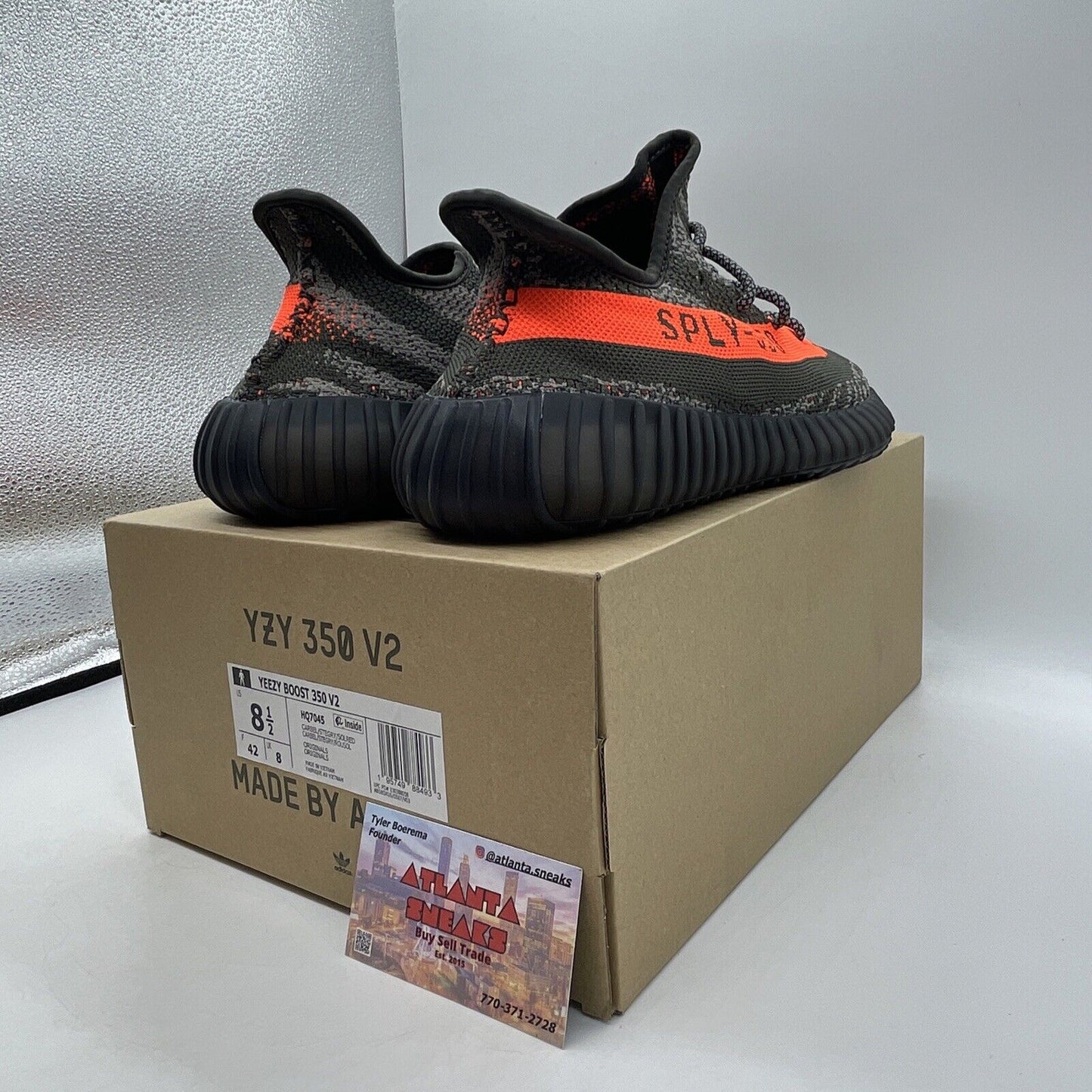 Size 8.5 - adidas Yeezy Boost 350 V2 Low Carbon Beluga Green Black (HQ7045)