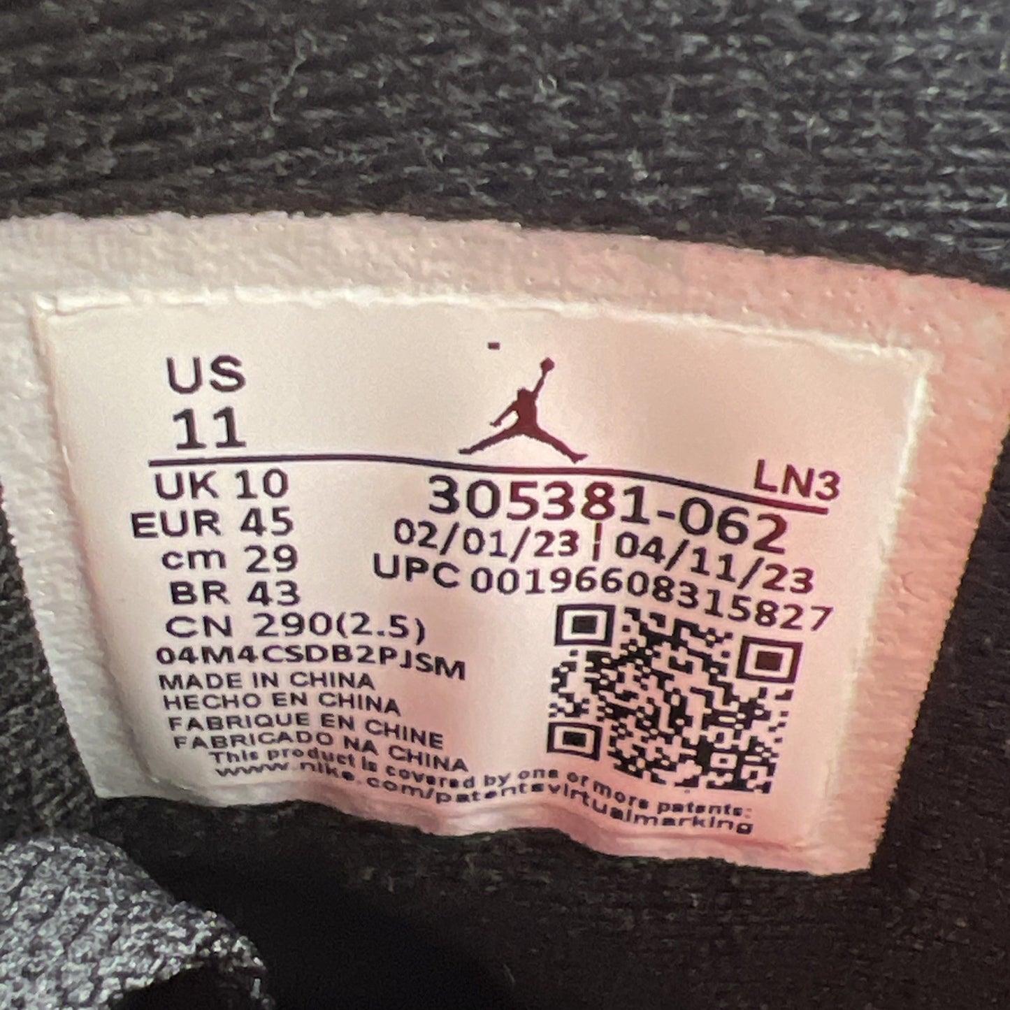 Size 11 - Air Jordan 8 Retro Mid Playoff (305381-062)