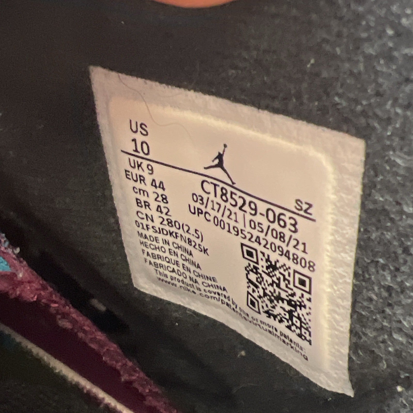 Size 10 - Air Jordan 6 Bordeaux (CT8529-063)