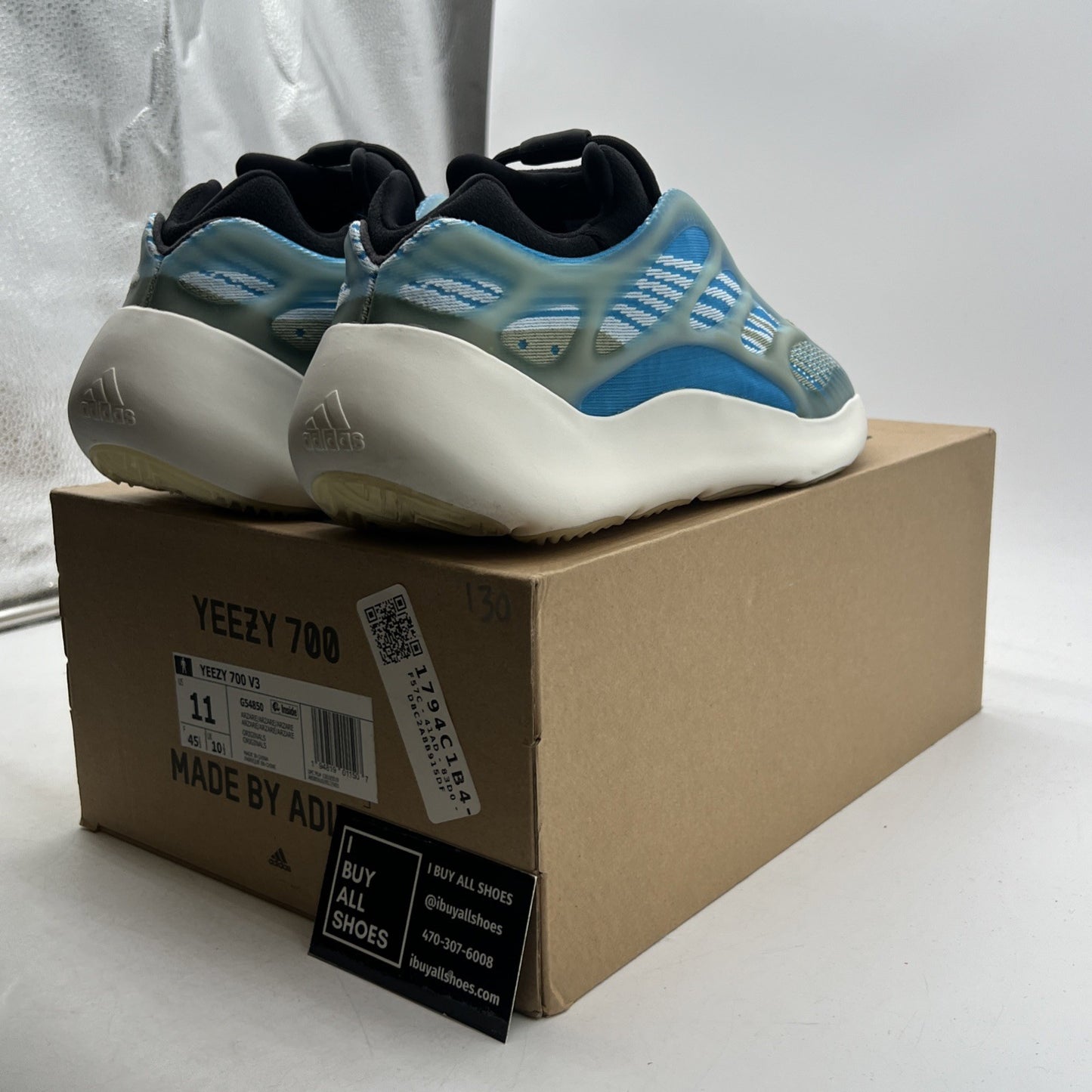 Size 11 - Adidas Yeezy 700 V3 Arzareth (G54850)
